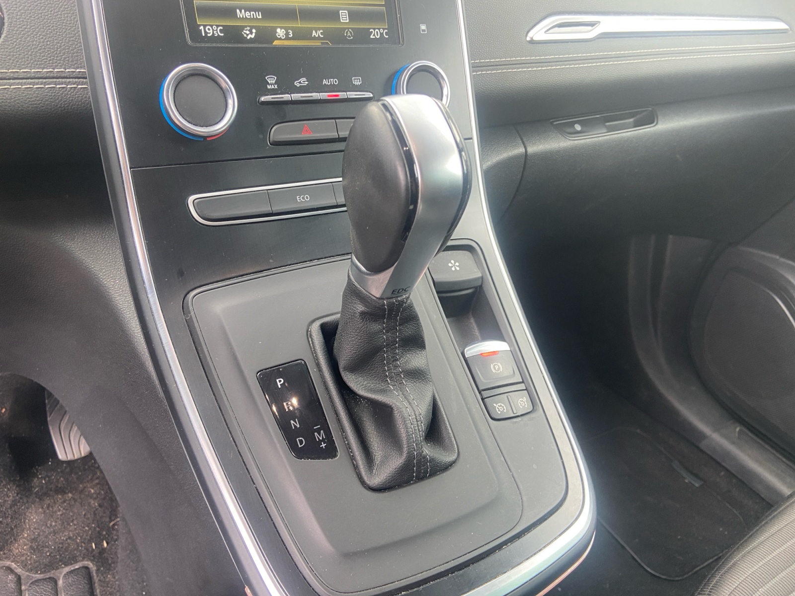 Renault Grand Scenic 19