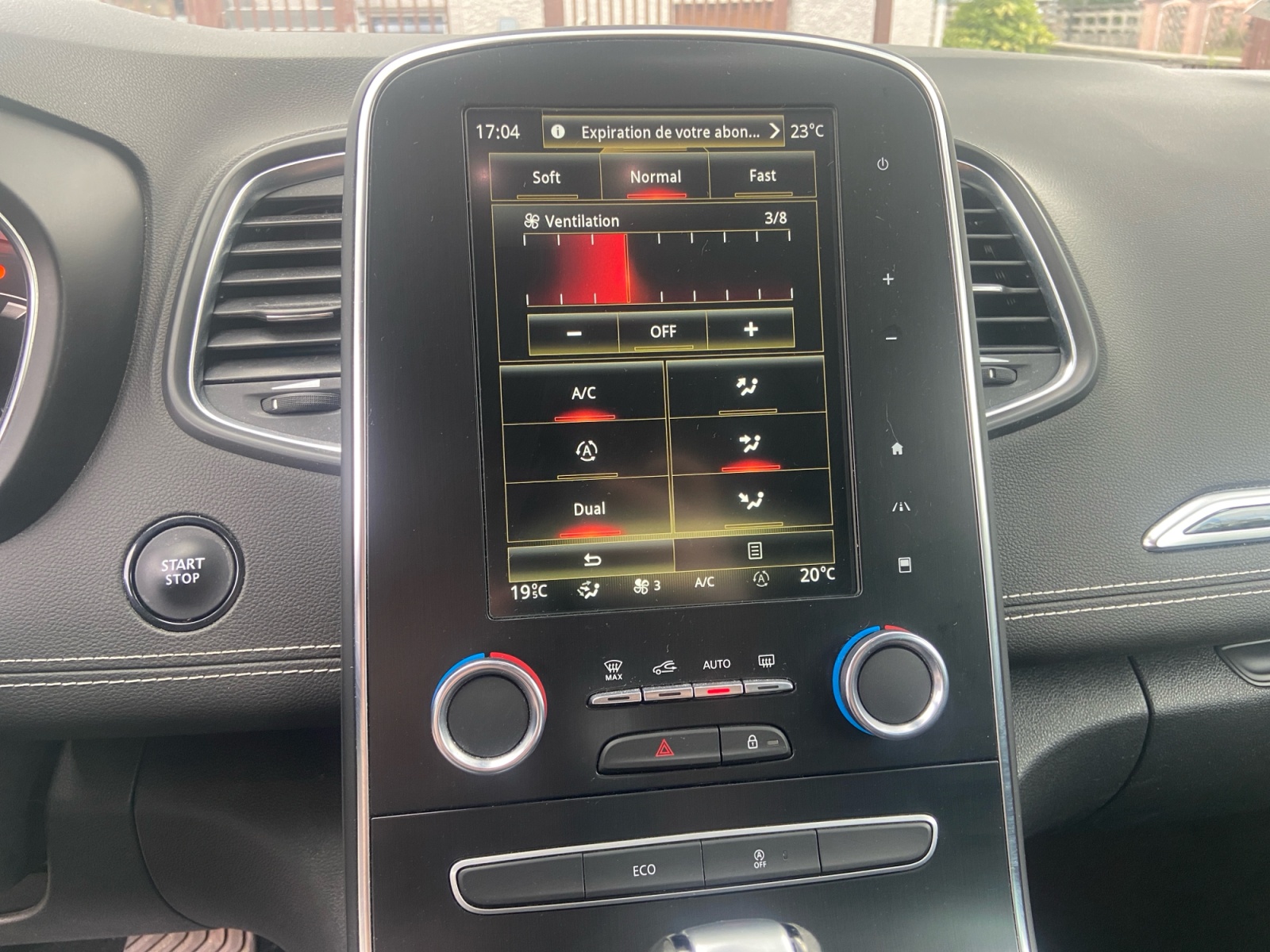 Renault Grand Scenic 20