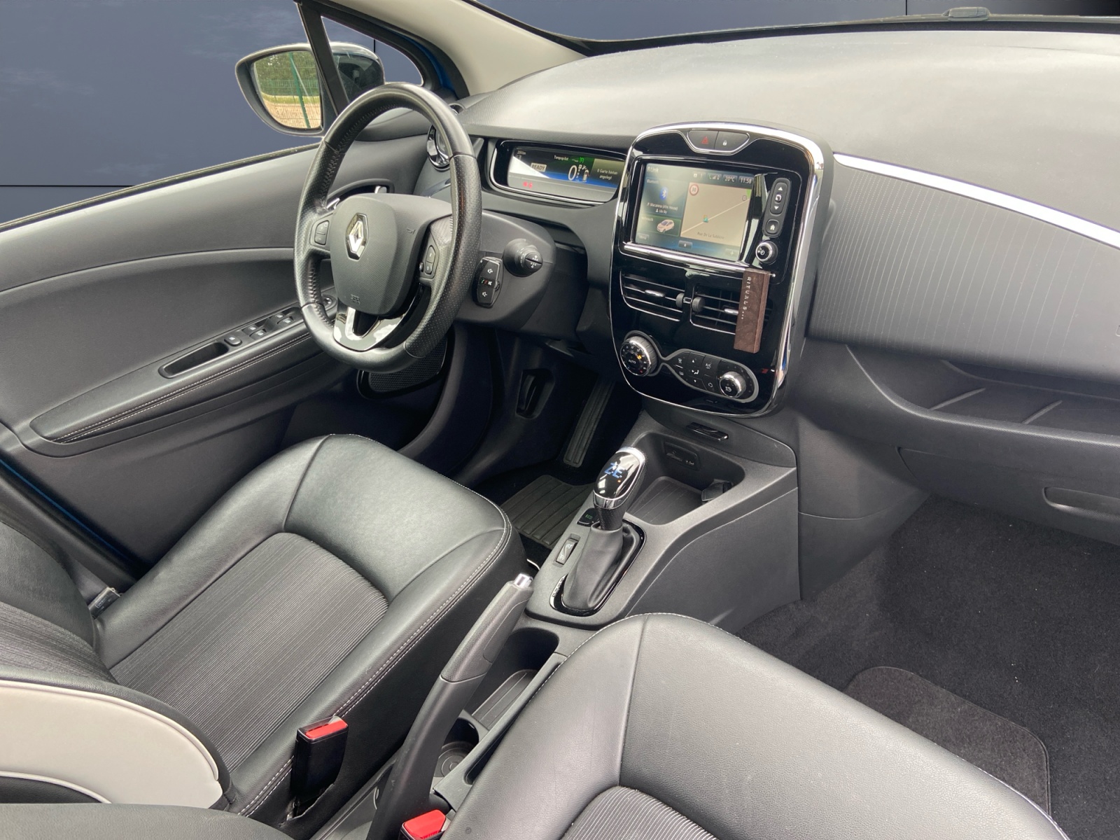 Renault Zoe 12