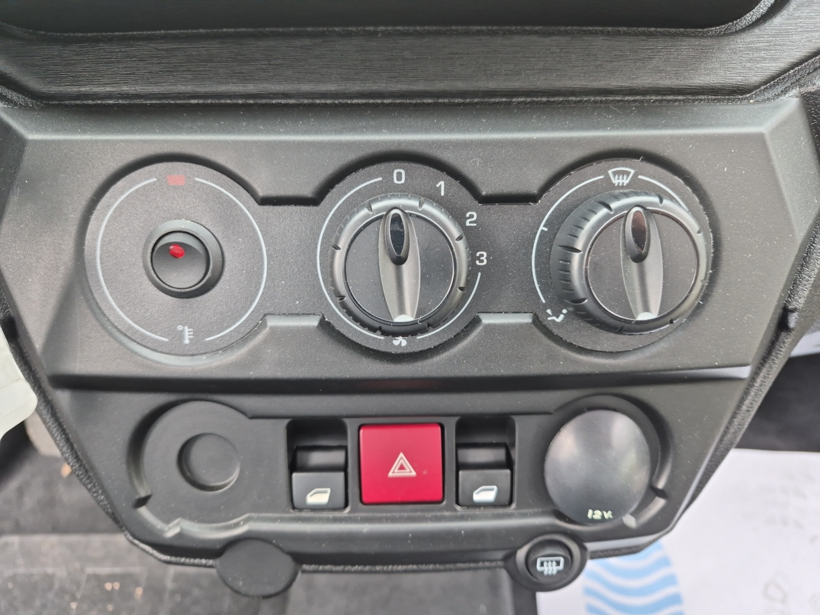 Aixam E-City 23