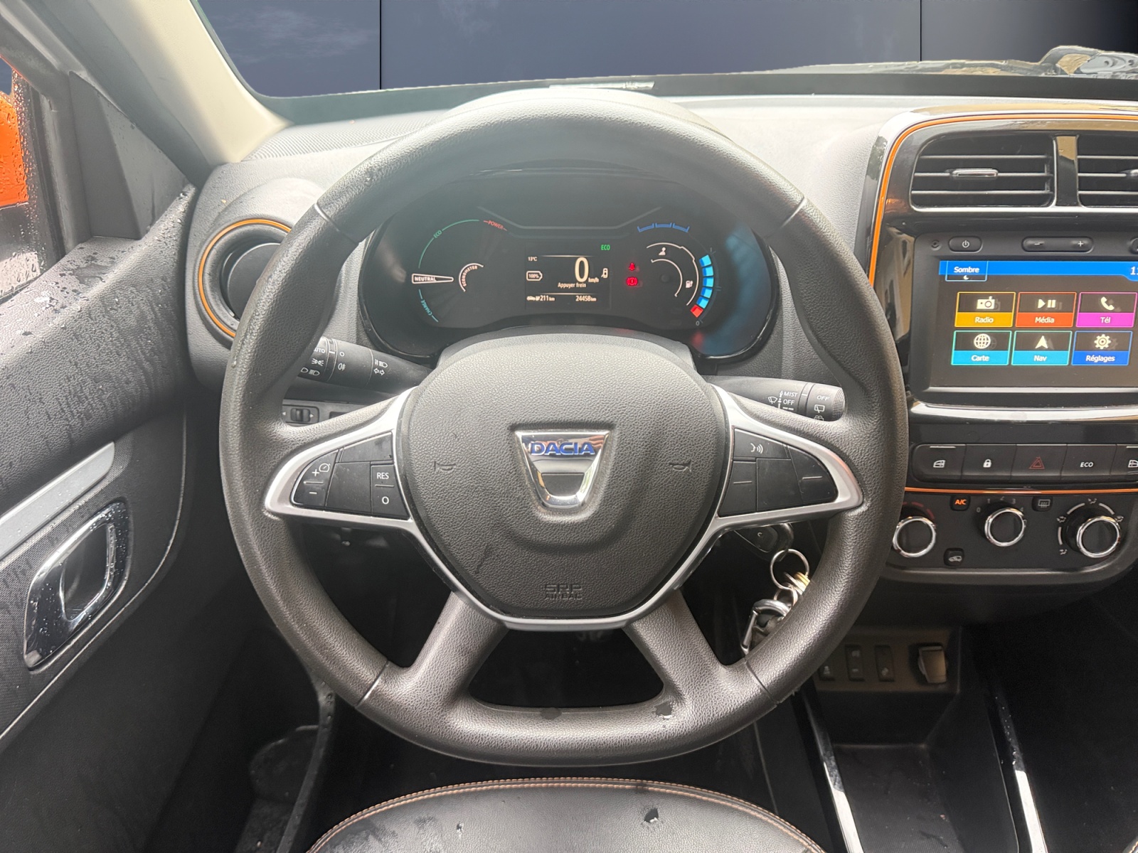 Dacia Spring 15