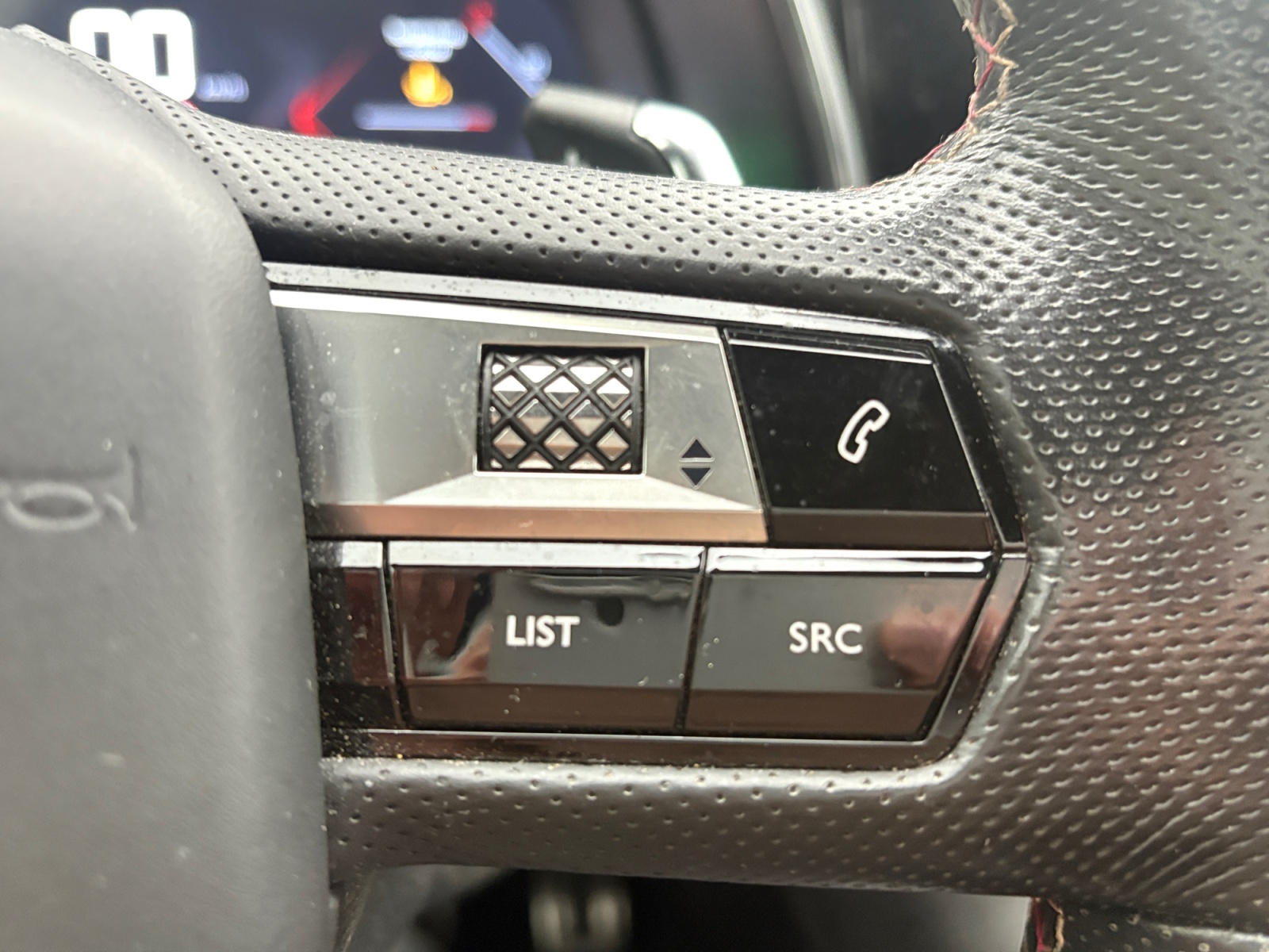 Ds Automobiles Ds 7 17