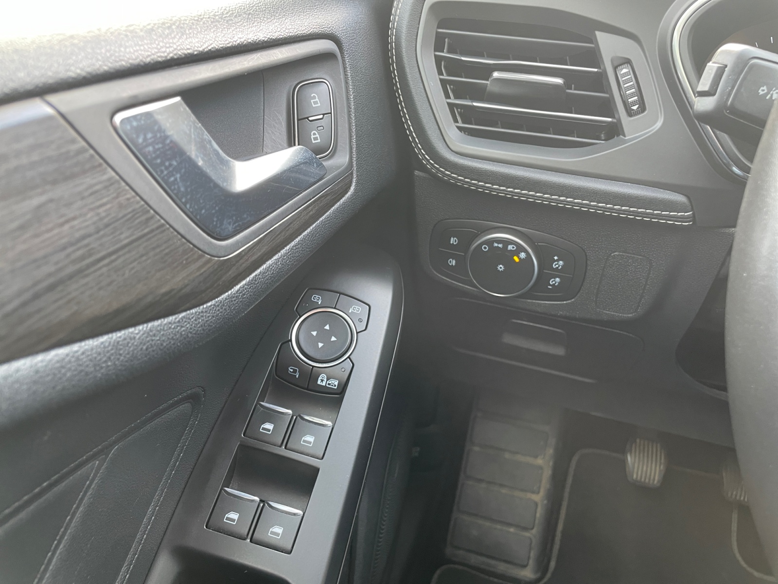 Ford Focus 18