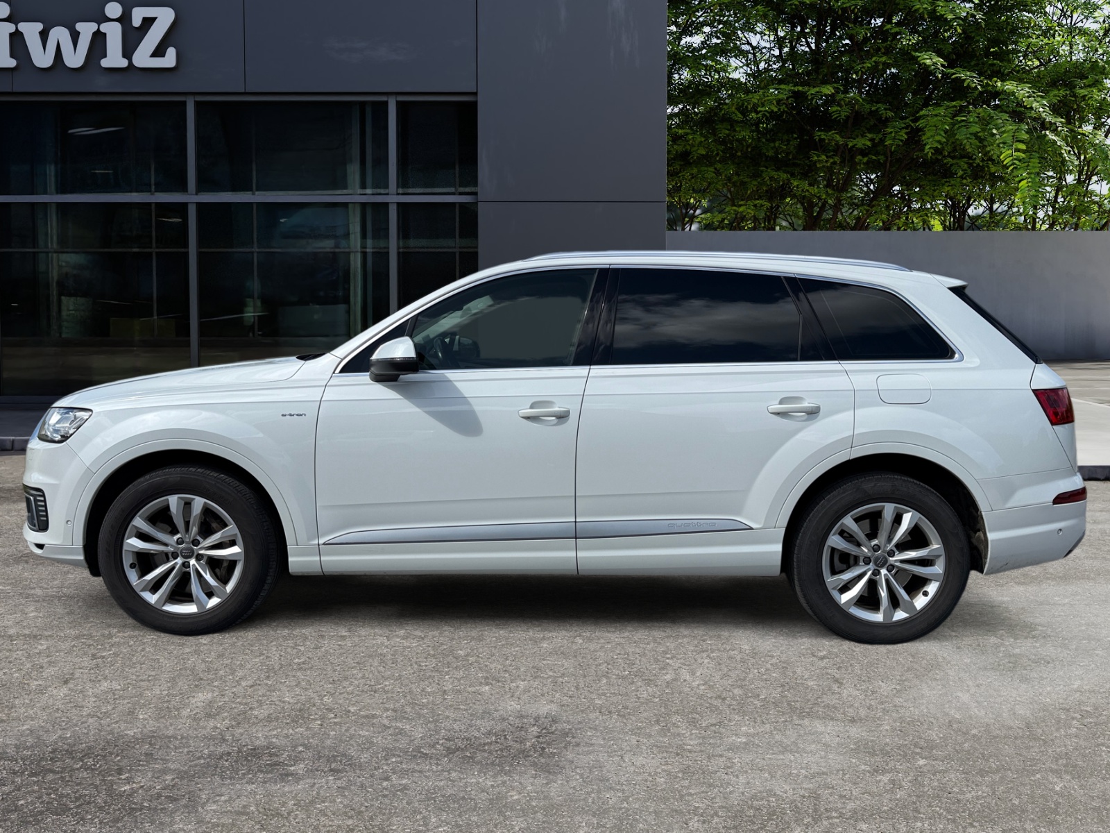 Audi Q7 1