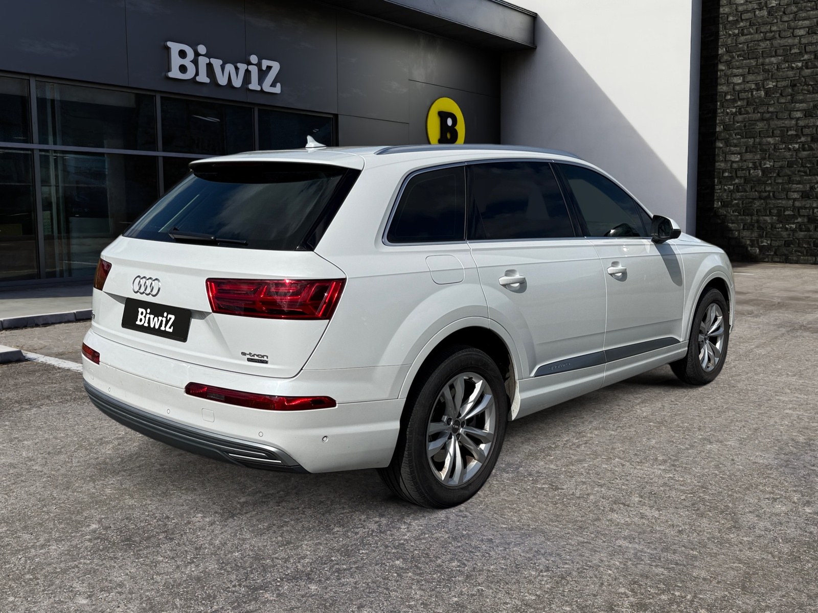 Audi Q7 4