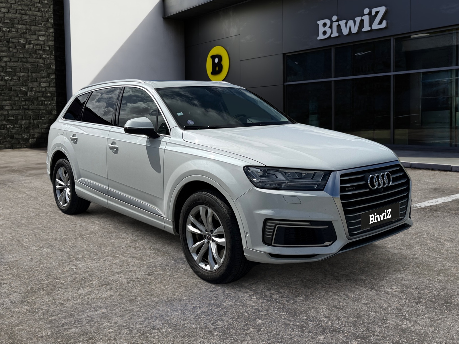 Audi Q7 6