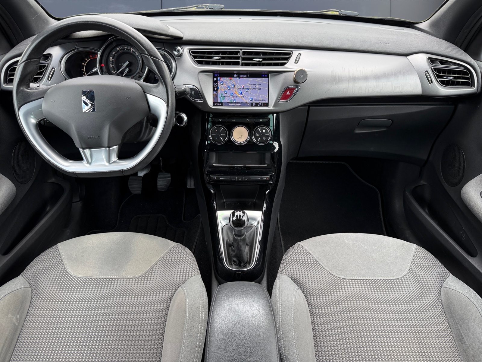 Ds Automobiles Ds3 14