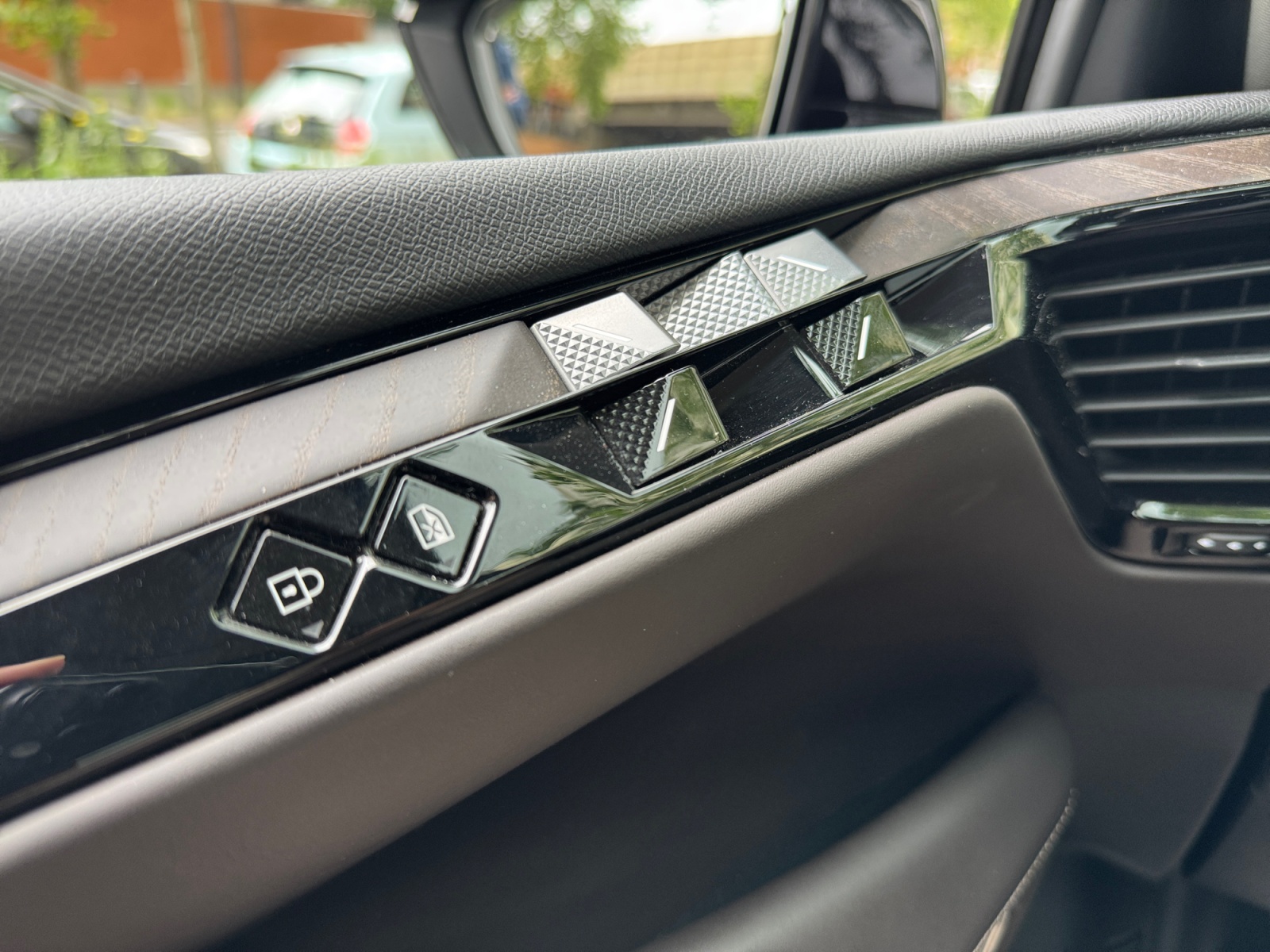 Ds Automobiles Ds 4 20