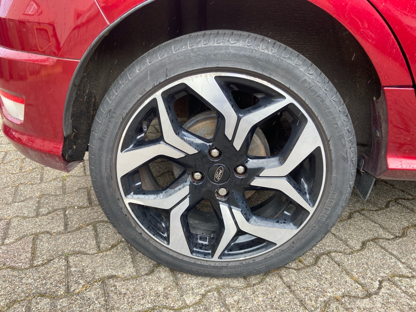 Ford Ecosport 32