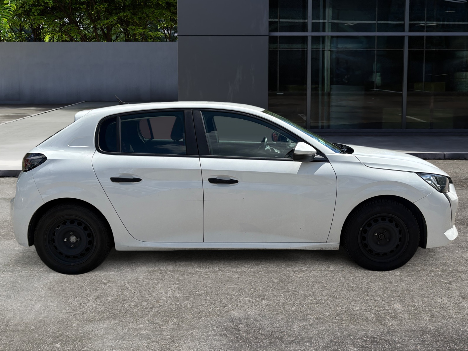 Peugeot 208 5