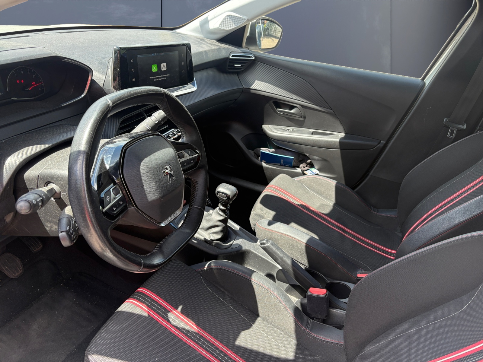 Peugeot 208 8