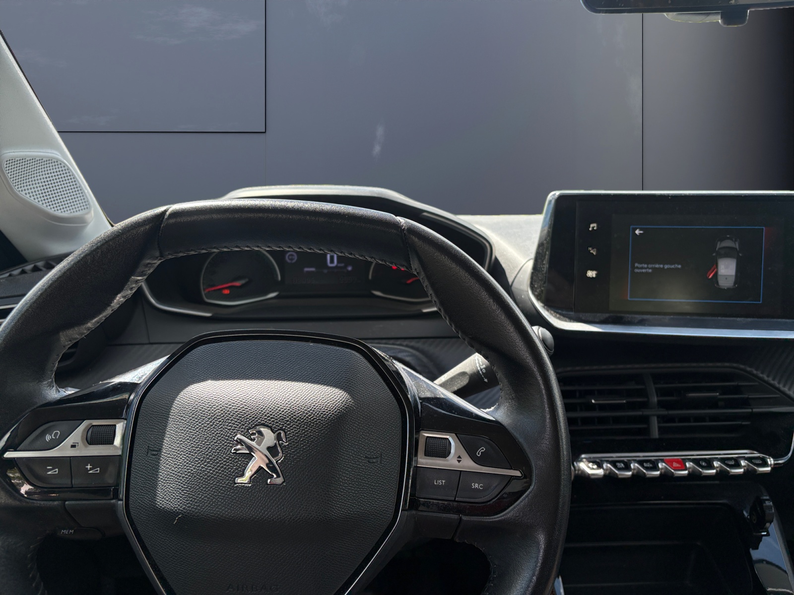 Peugeot 208 14