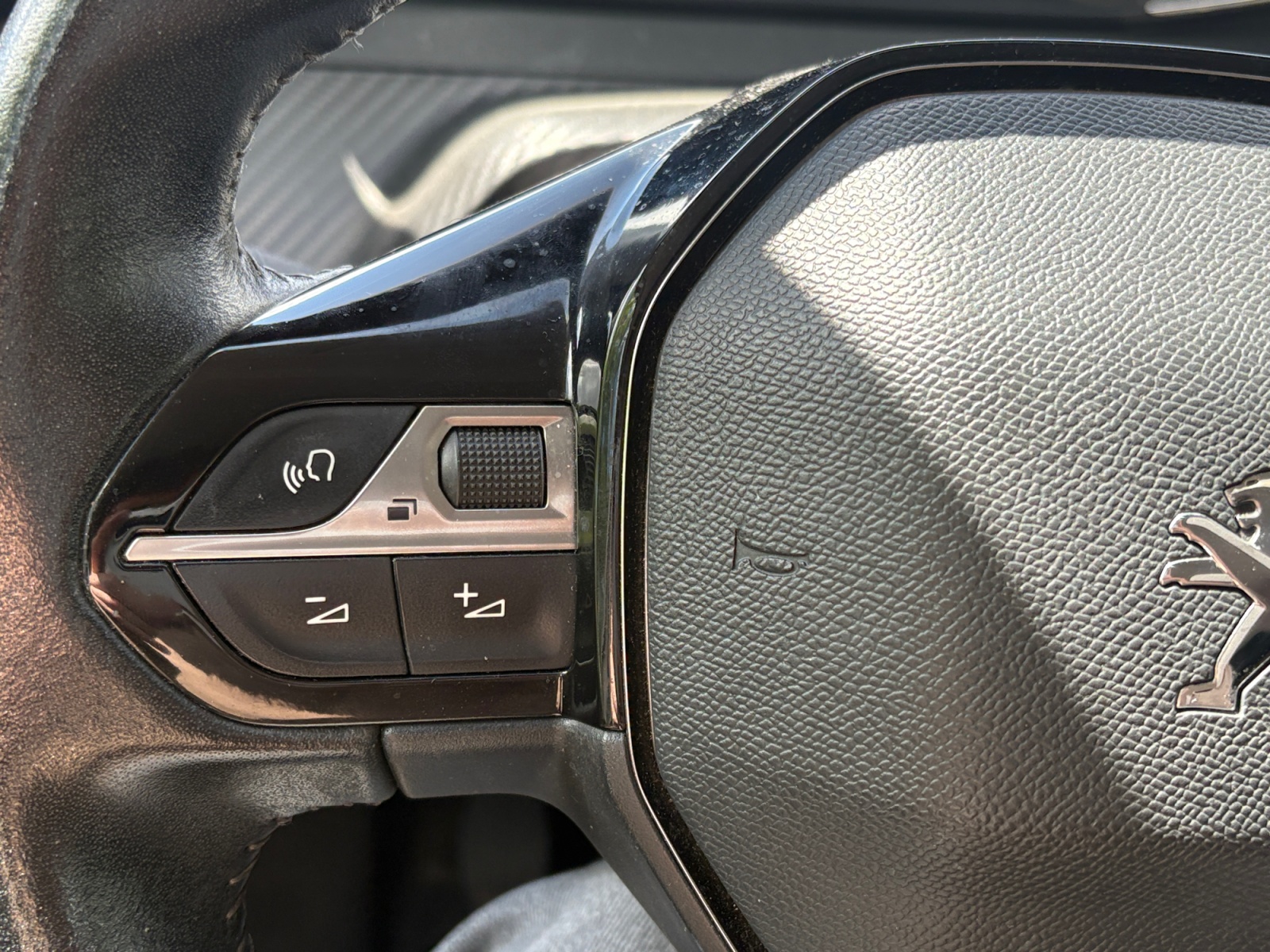 Peugeot 208 20