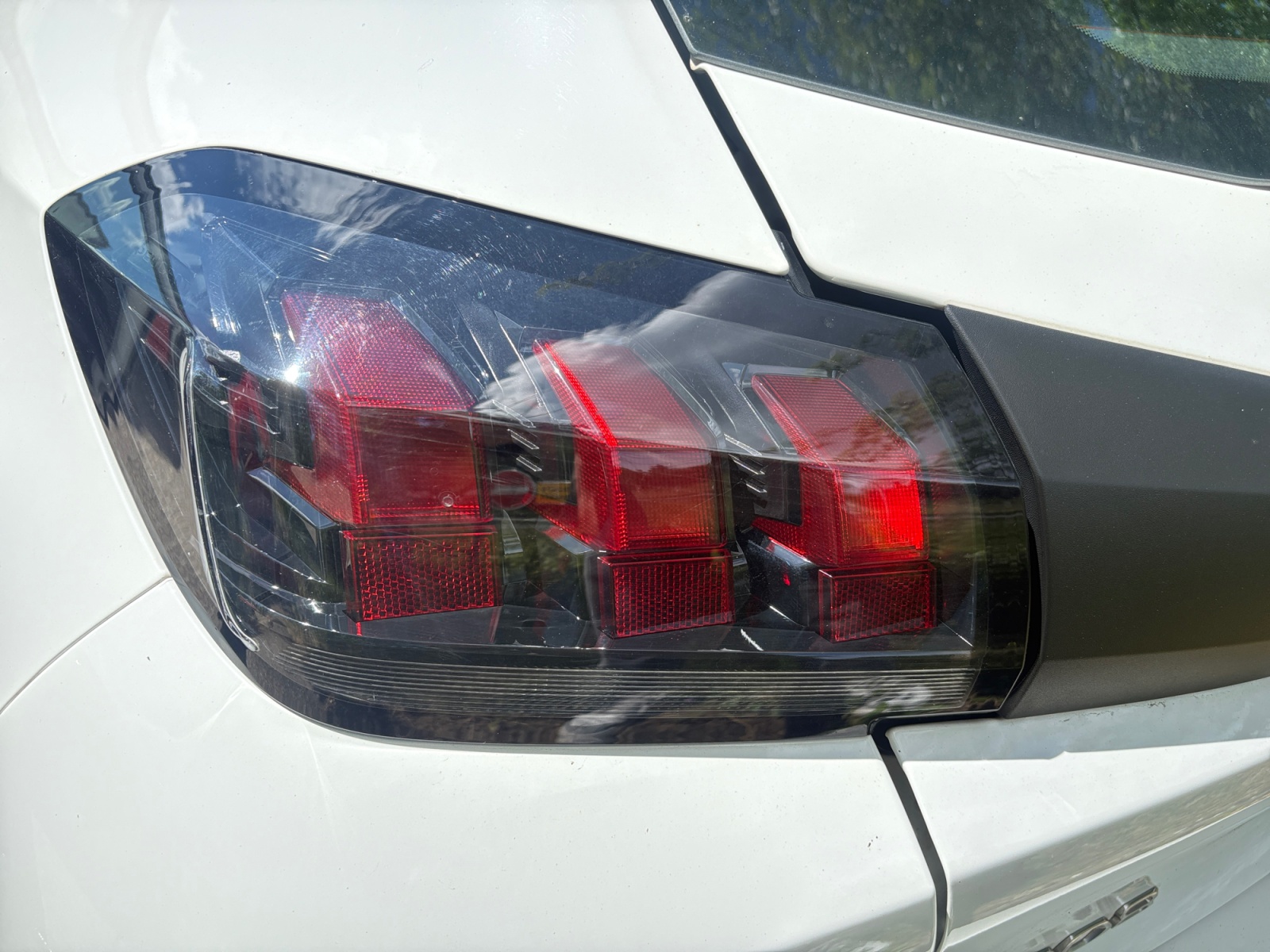 Peugeot 208 27