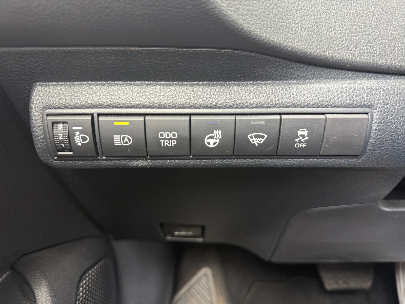 Suzuki Swace 18