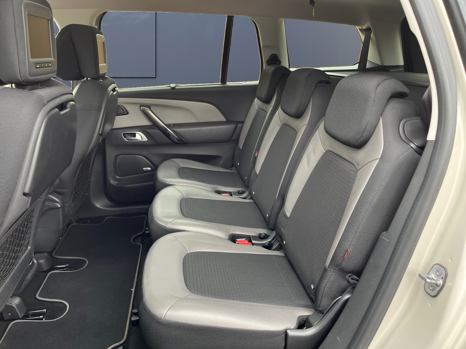 Citroen C4 Grand Picasso 10