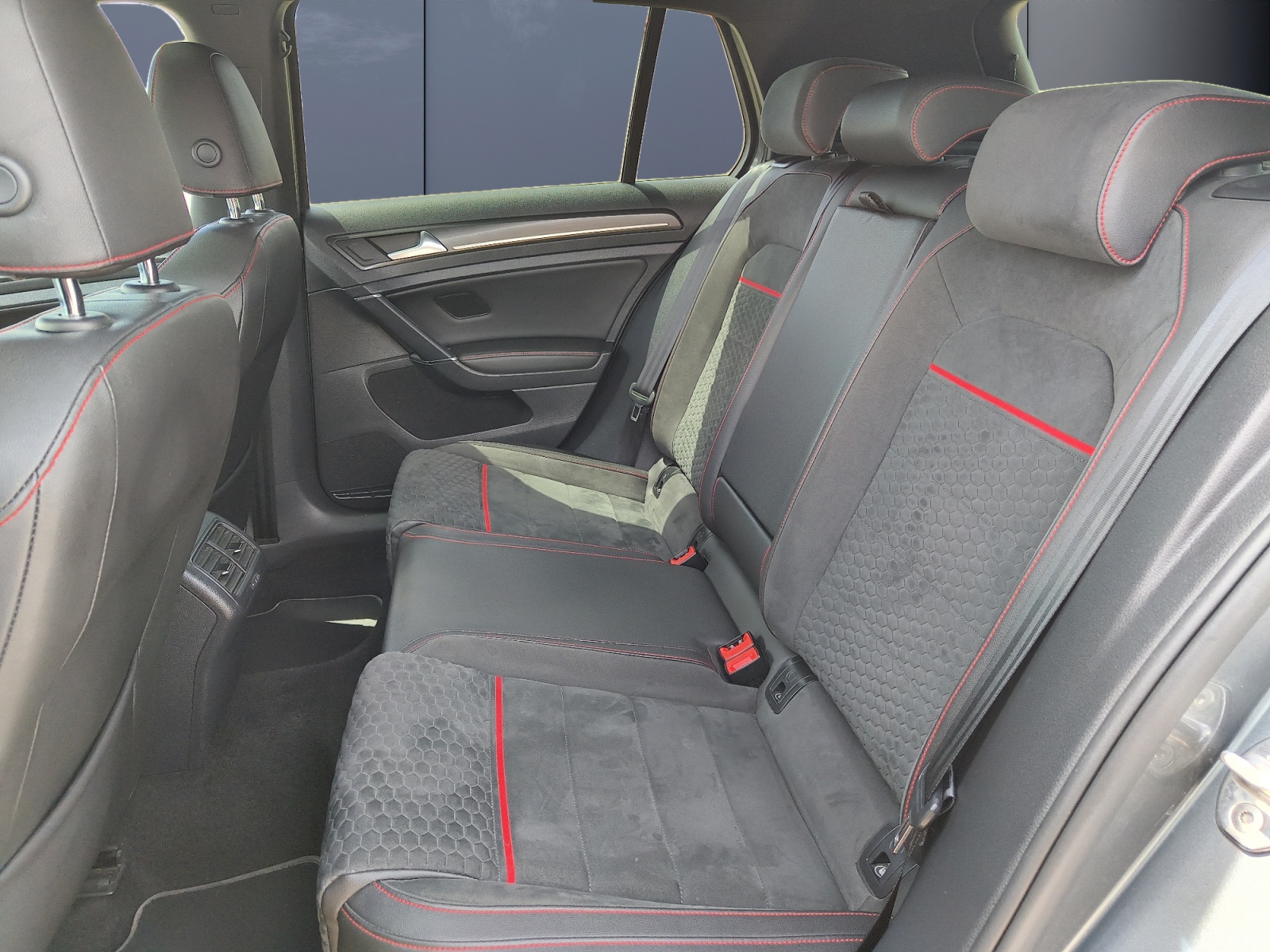 Volkswagen Golf 10