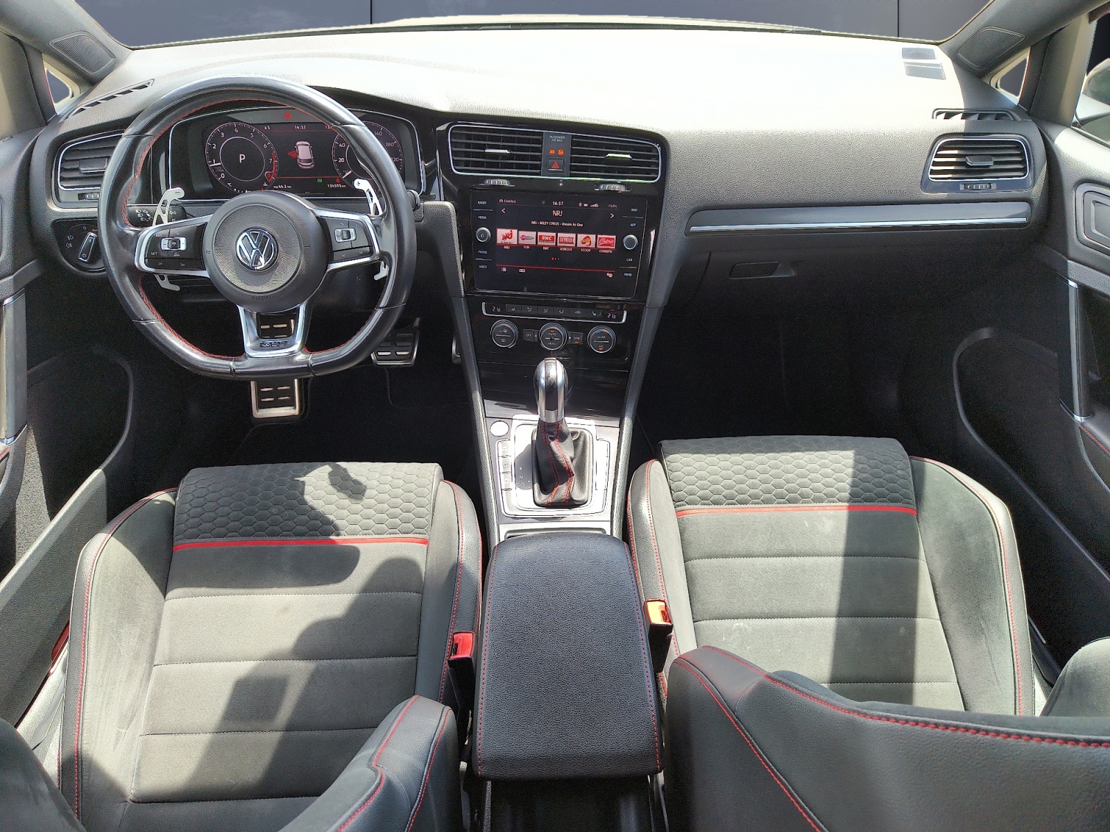 Volkswagen Golf 14
