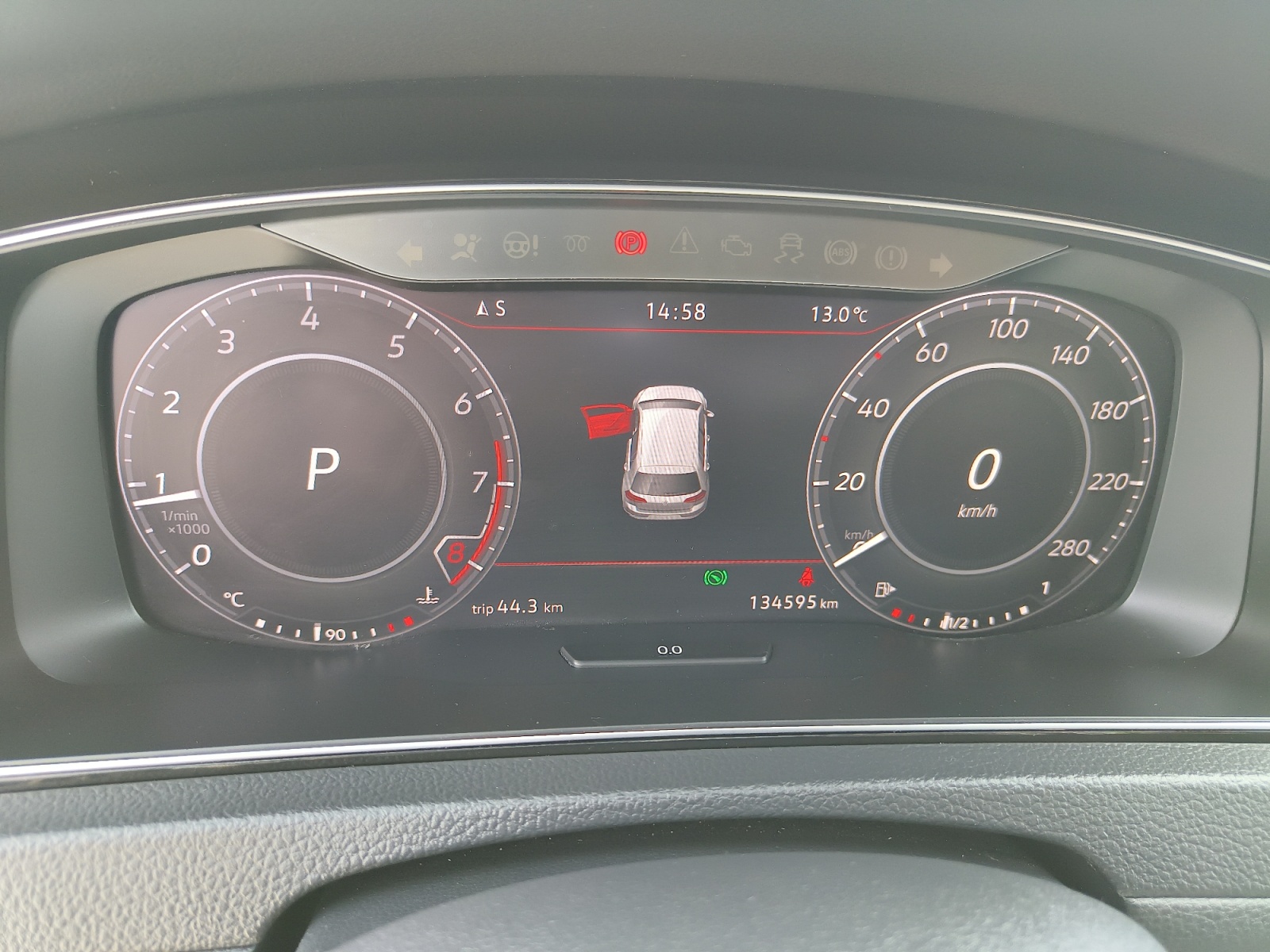Volkswagen Golf 16