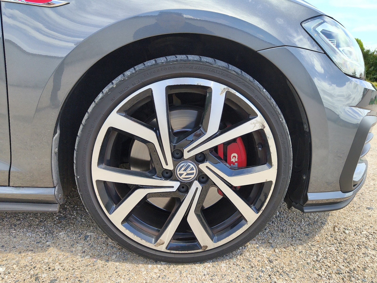 Volkswagen Golf 31