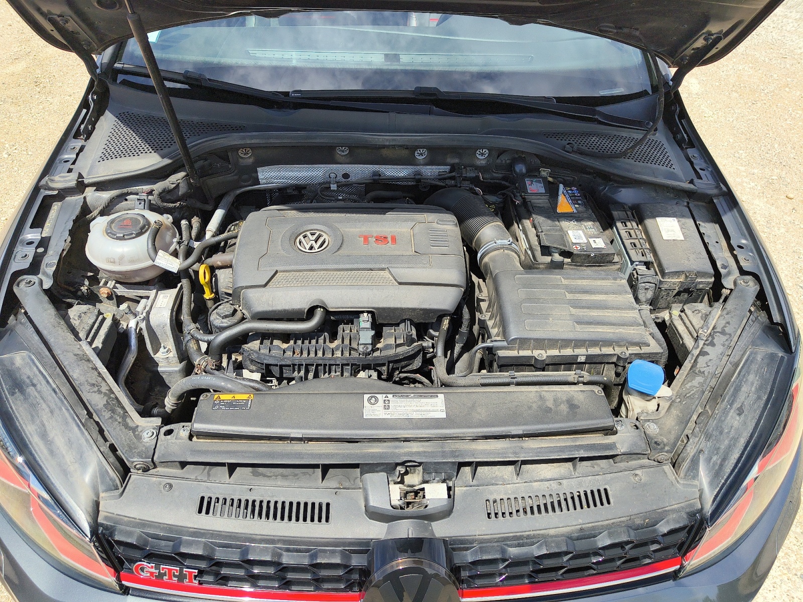 Volkswagen Golf 32