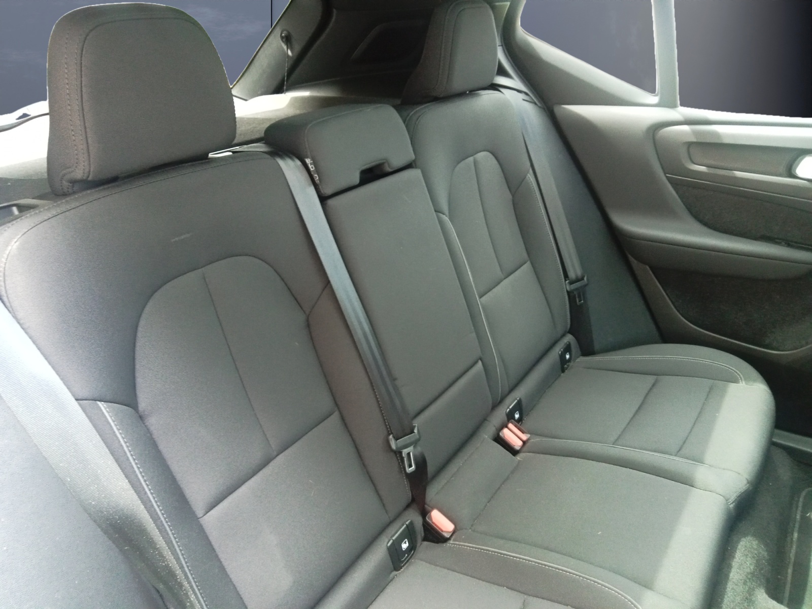 Volvo Xc40 11