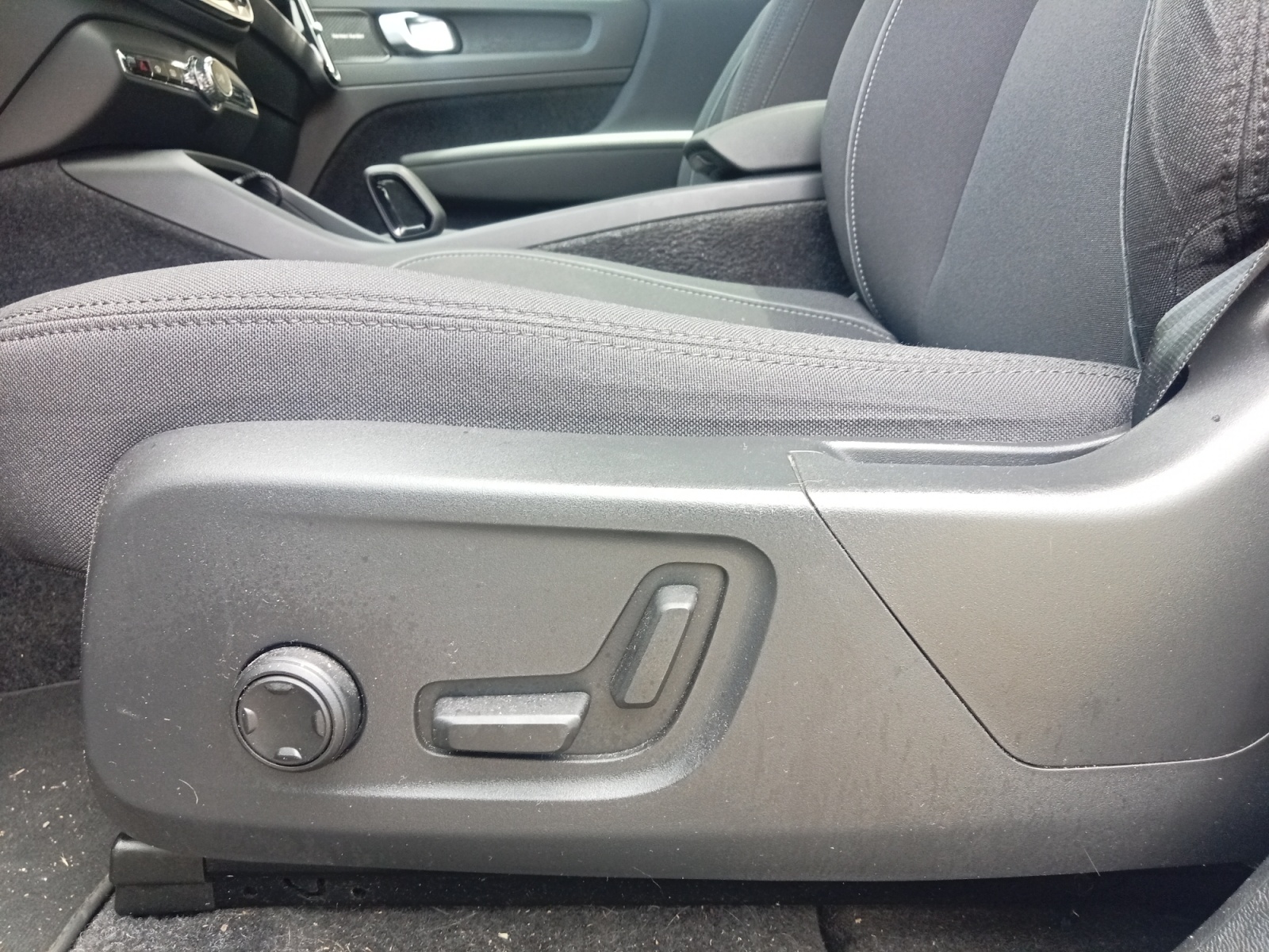 Volvo Xc40 25