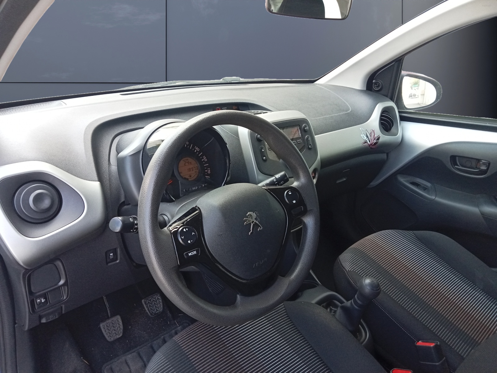 Peugeot 108 8