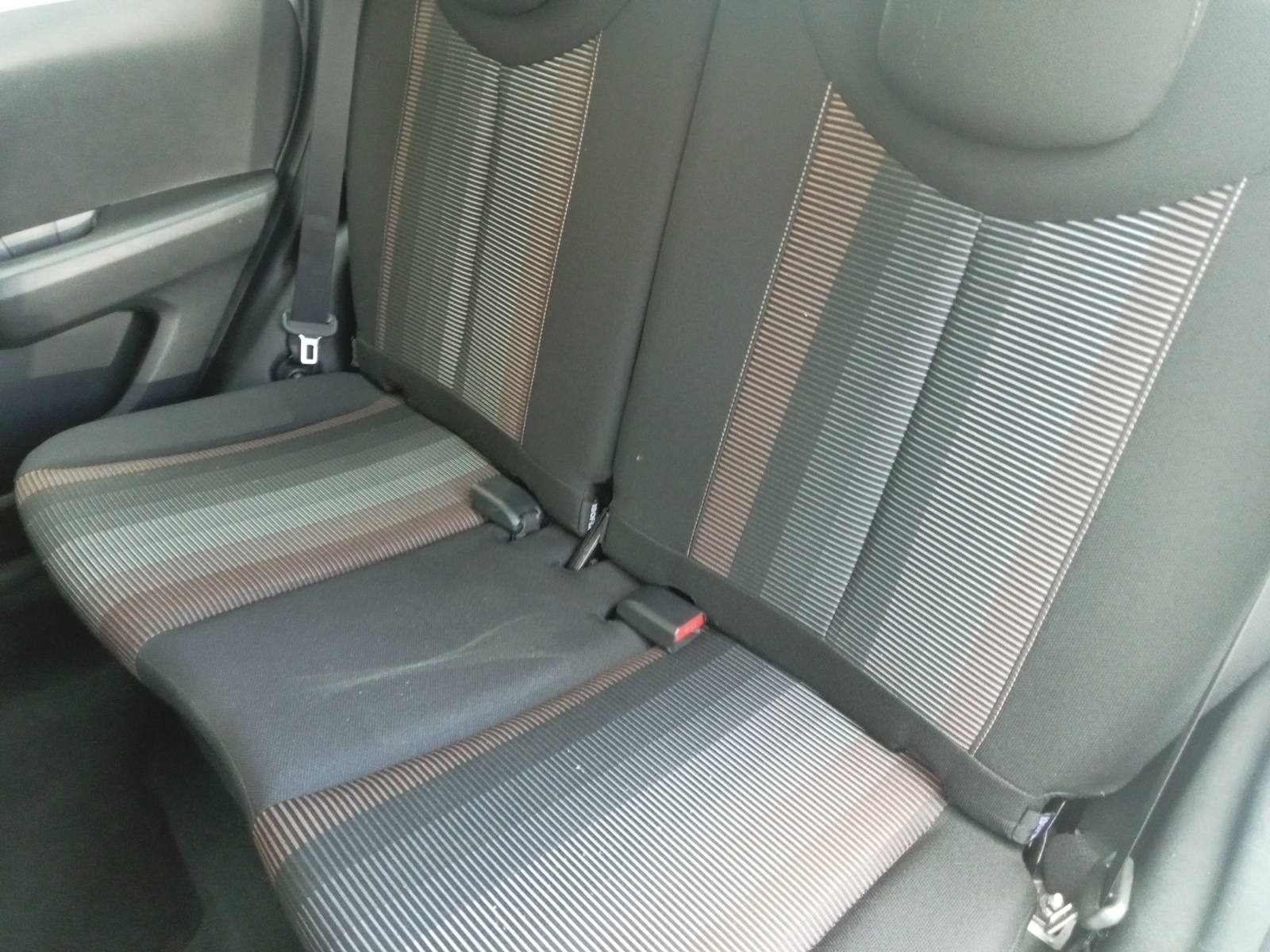 Peugeot 108 10