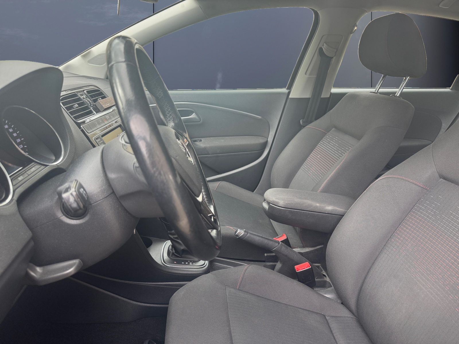 Volkswagen Polo 9