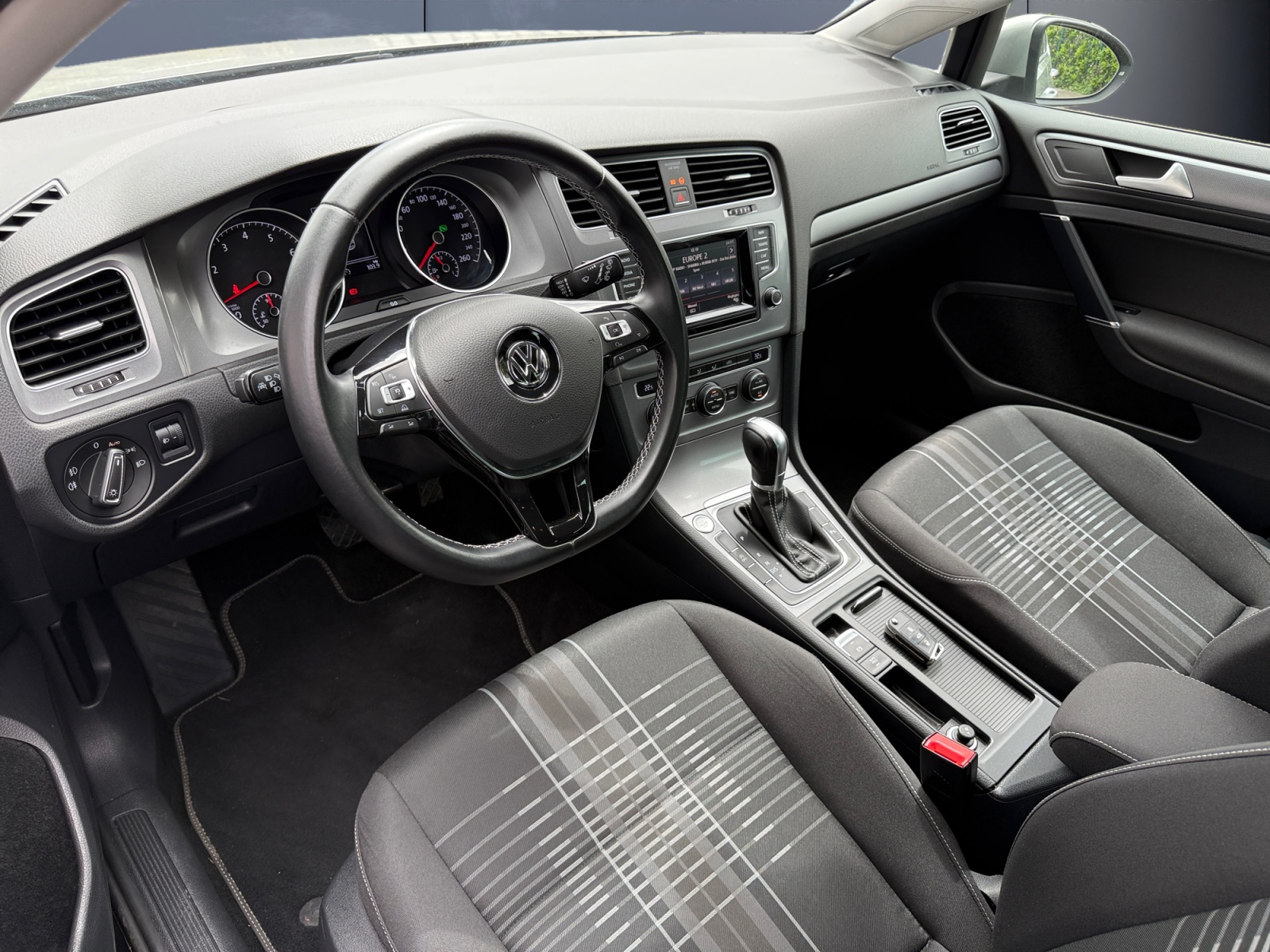 Volkswagen Golf 8