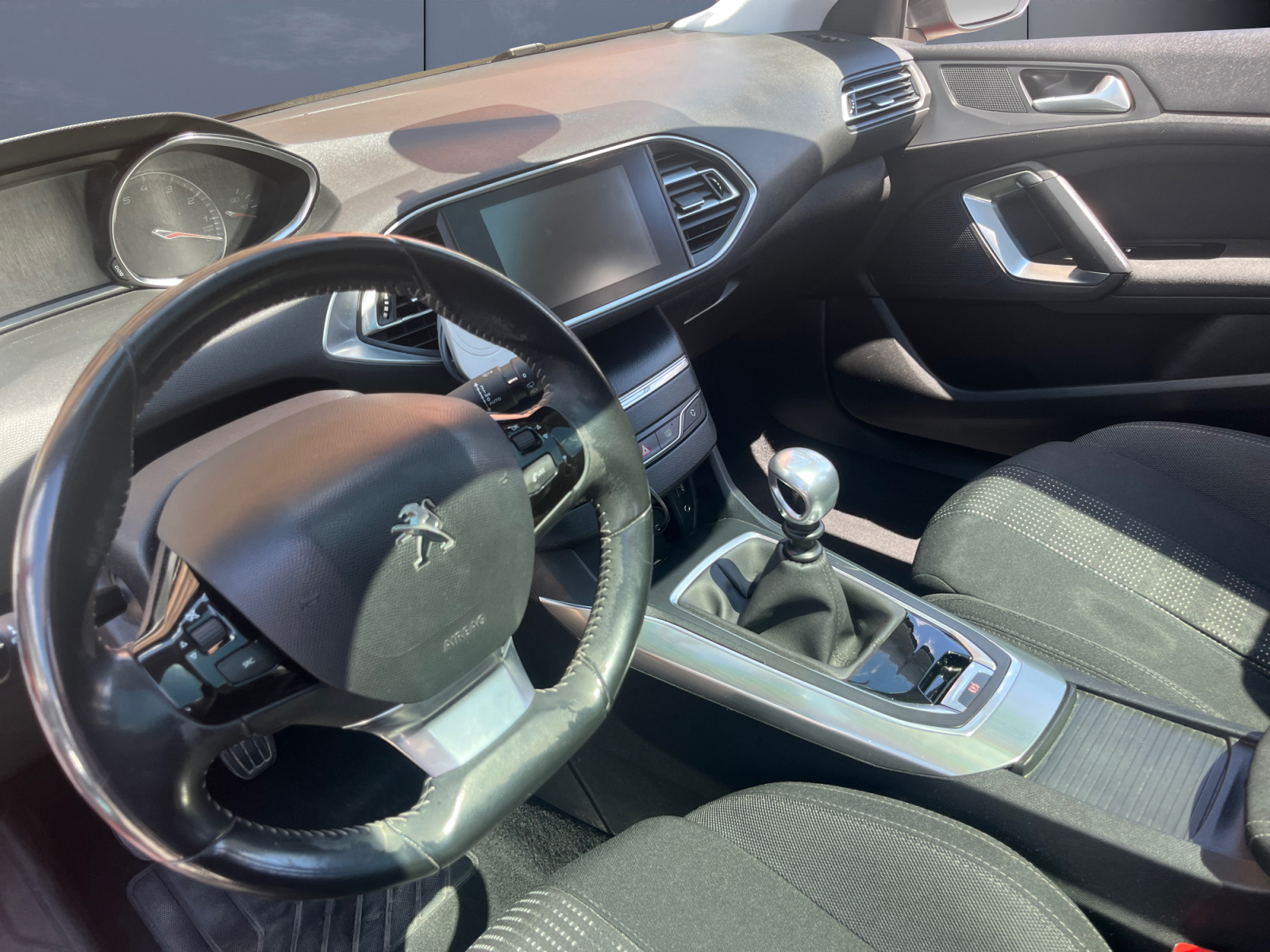 Peugeot 308 8