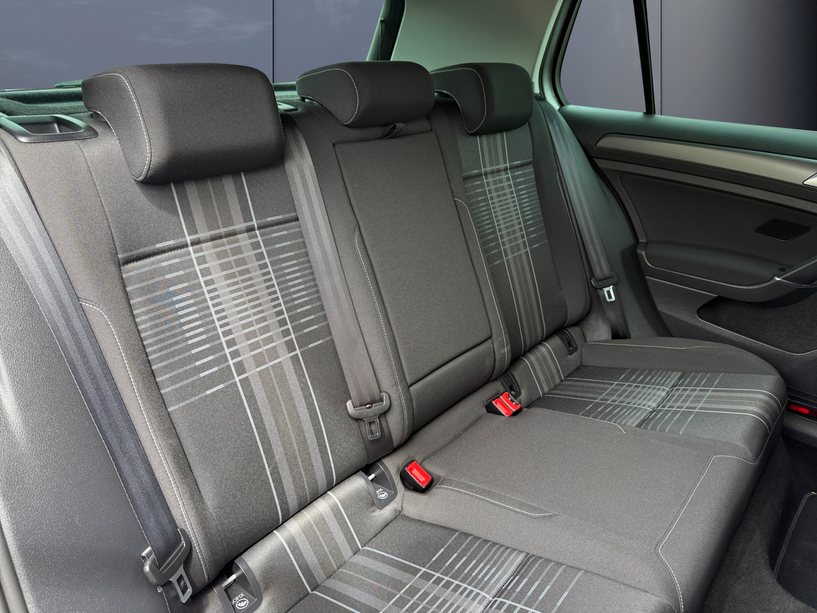 Volkswagen Golf 11