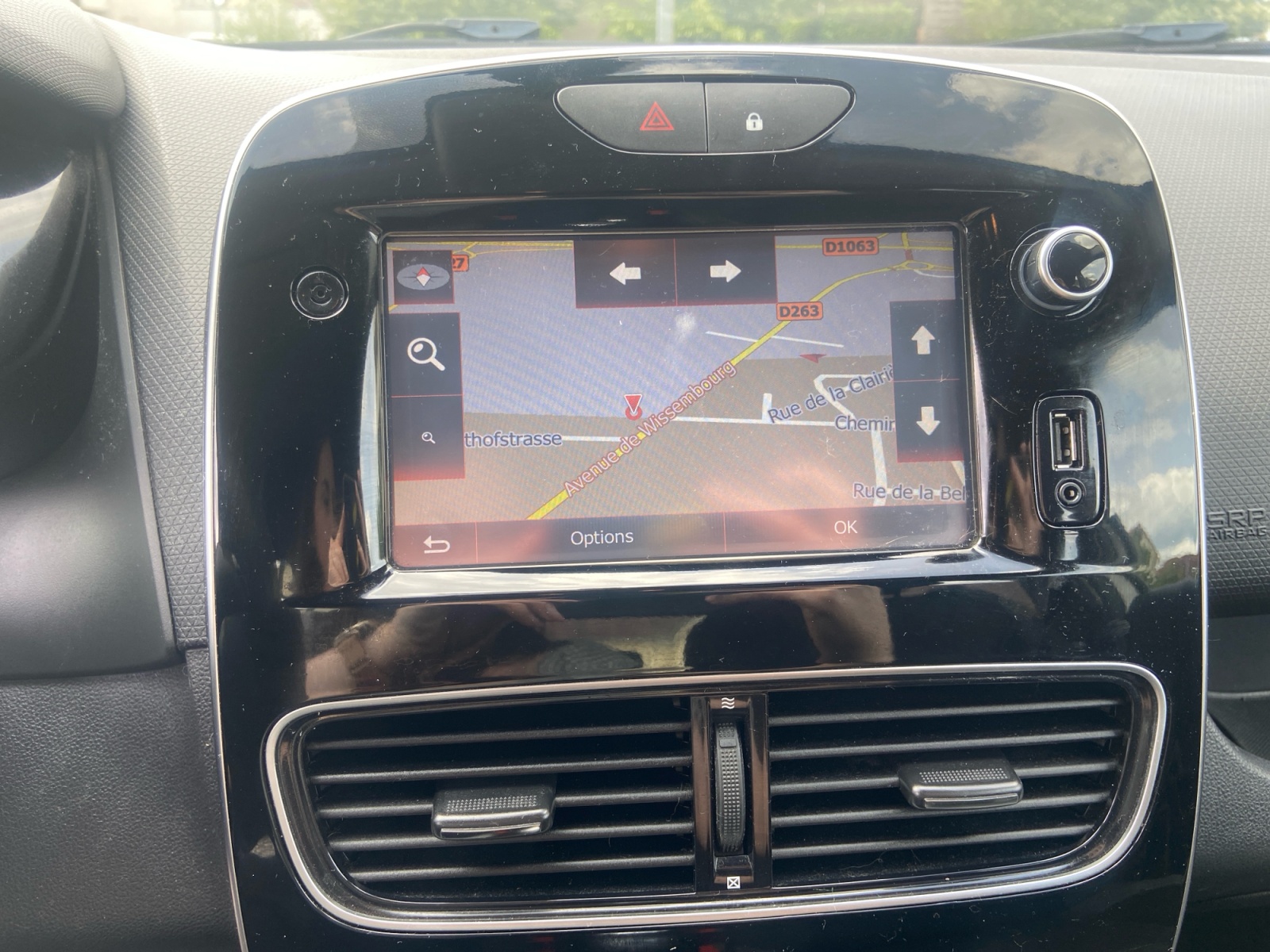 Renault Clio 23