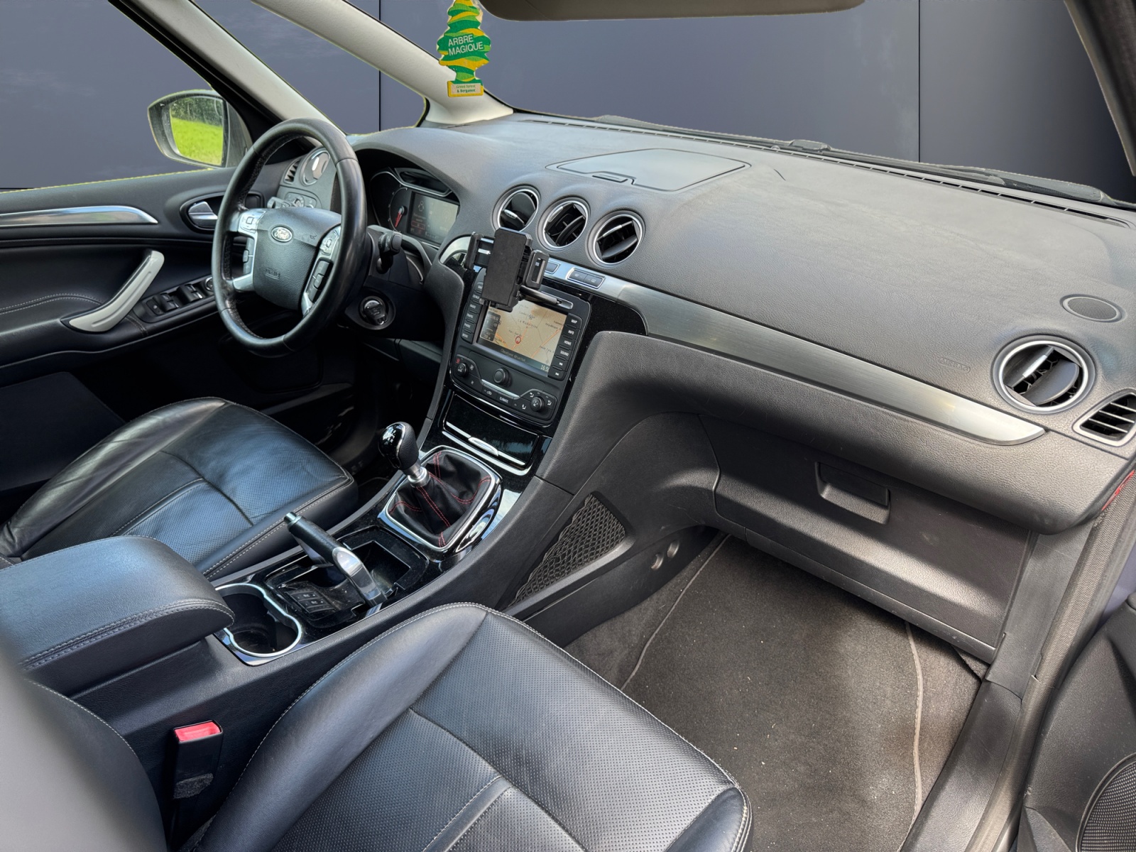 Ford S-Max 12