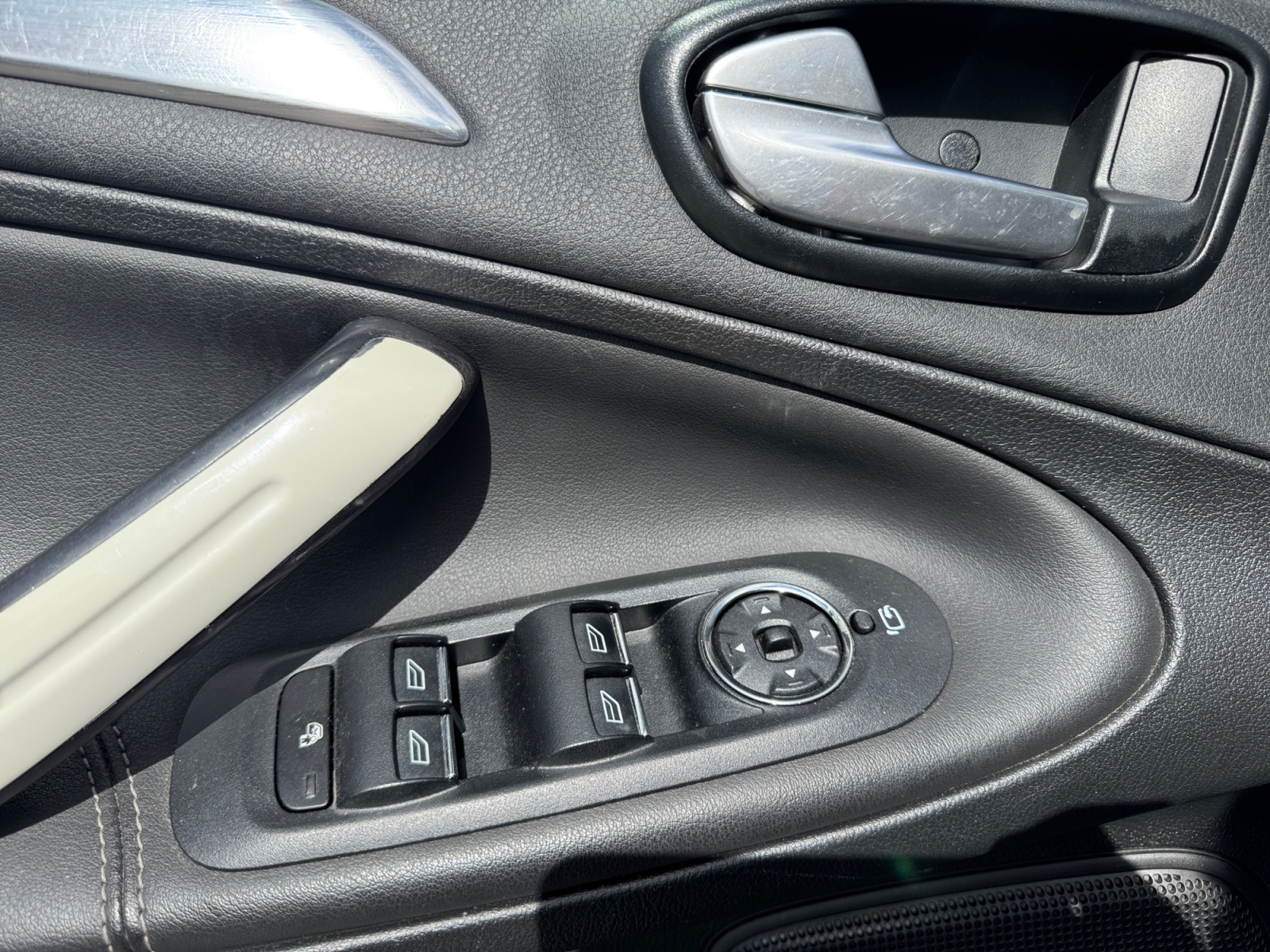 Ford S-Max 17