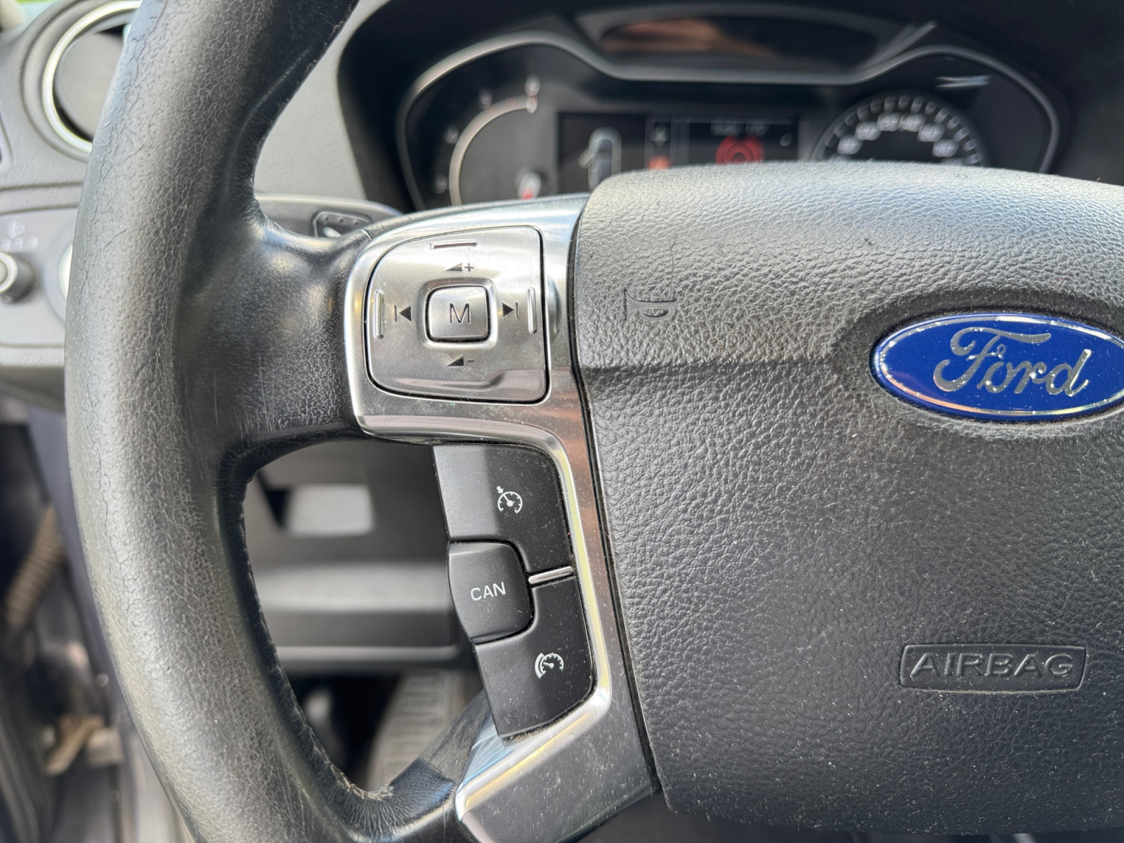 Ford S-Max 21