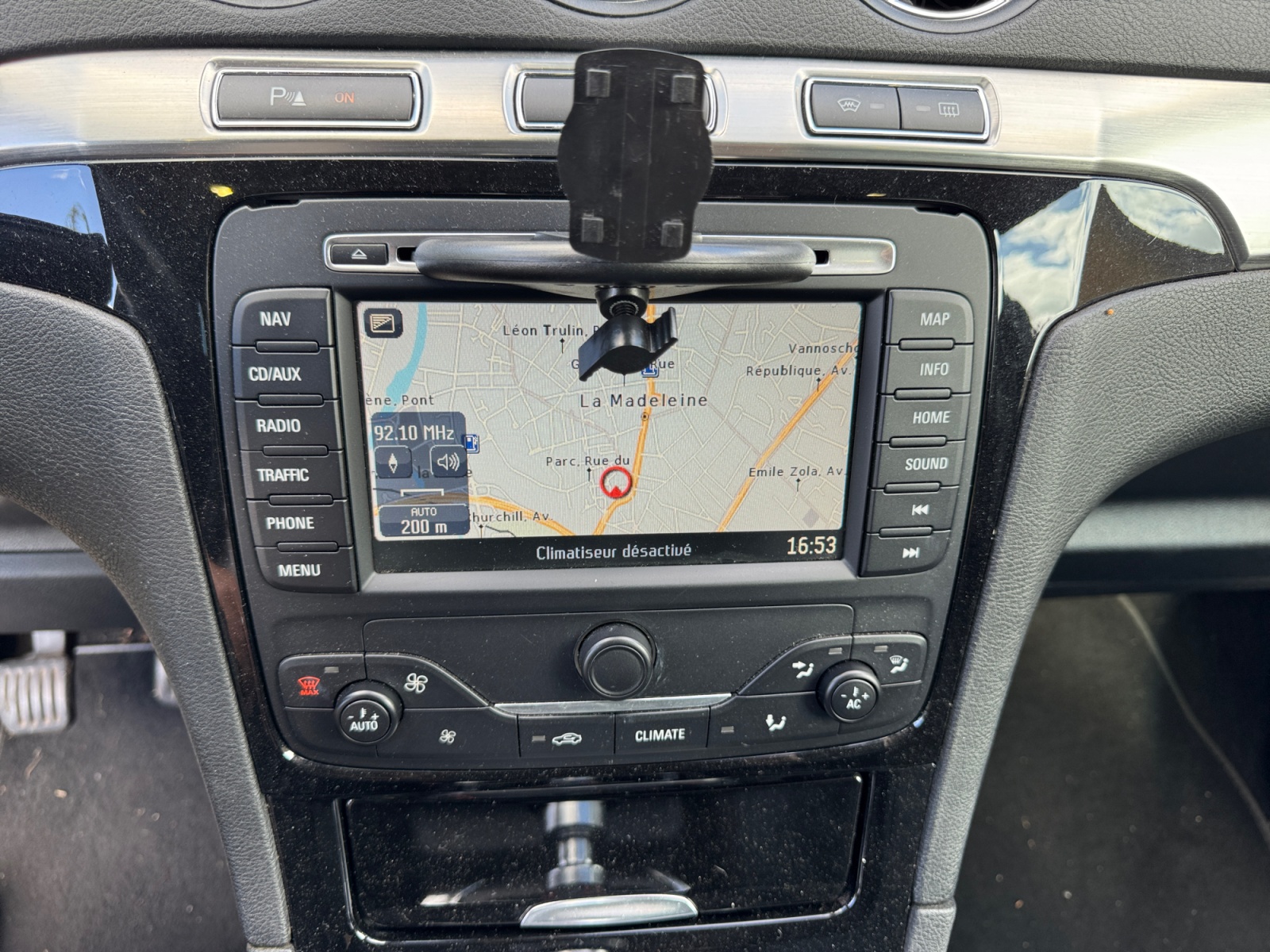 Ford S-Max 24