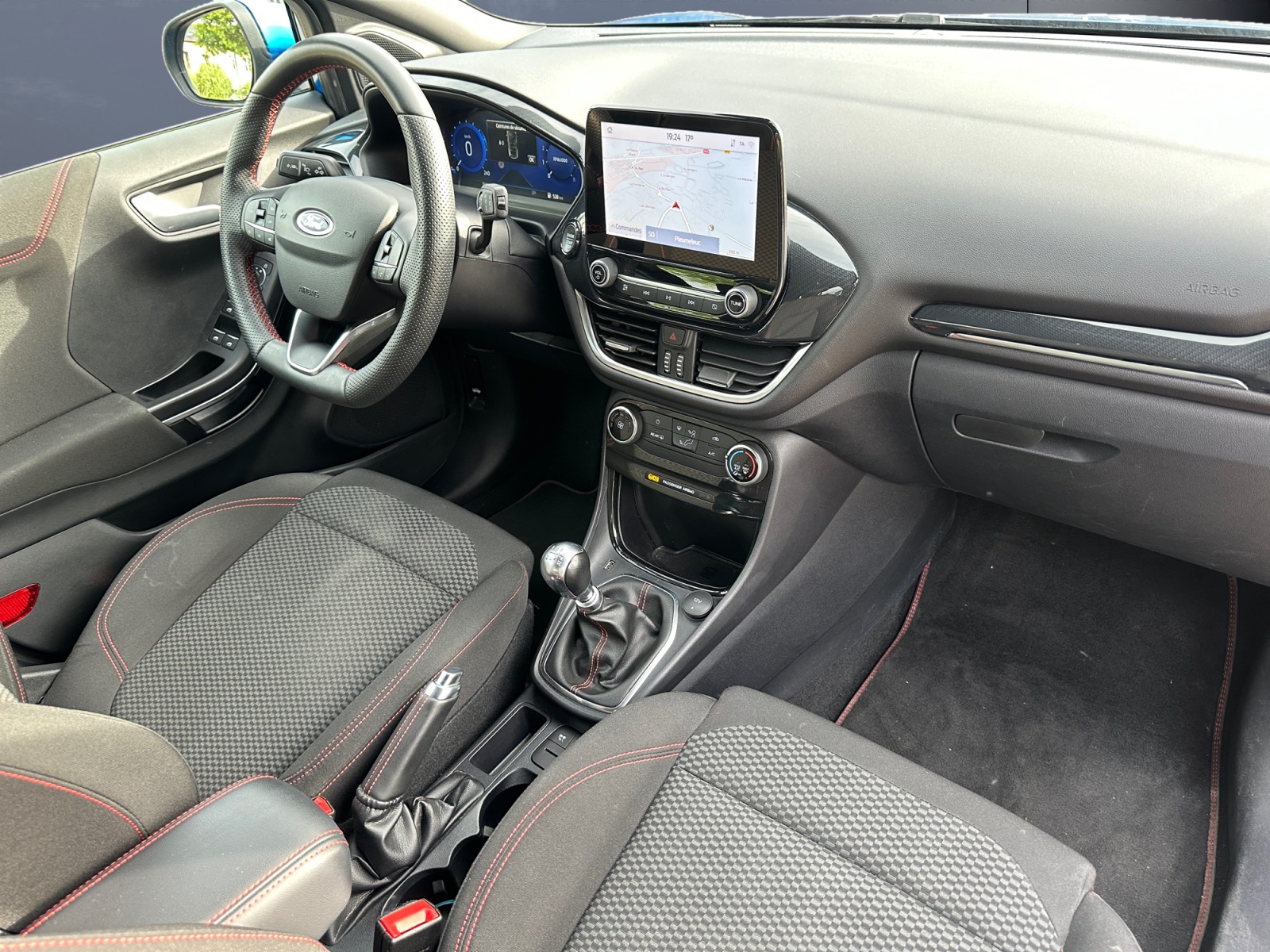 Ford Puma 12