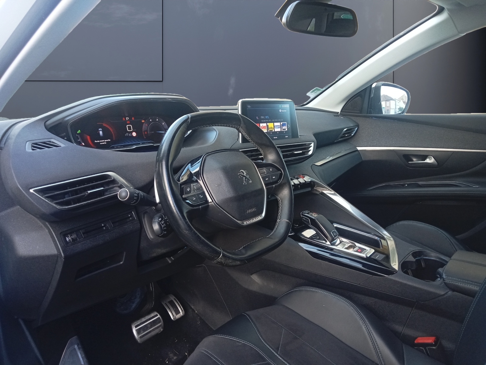 Peugeot 3008 8