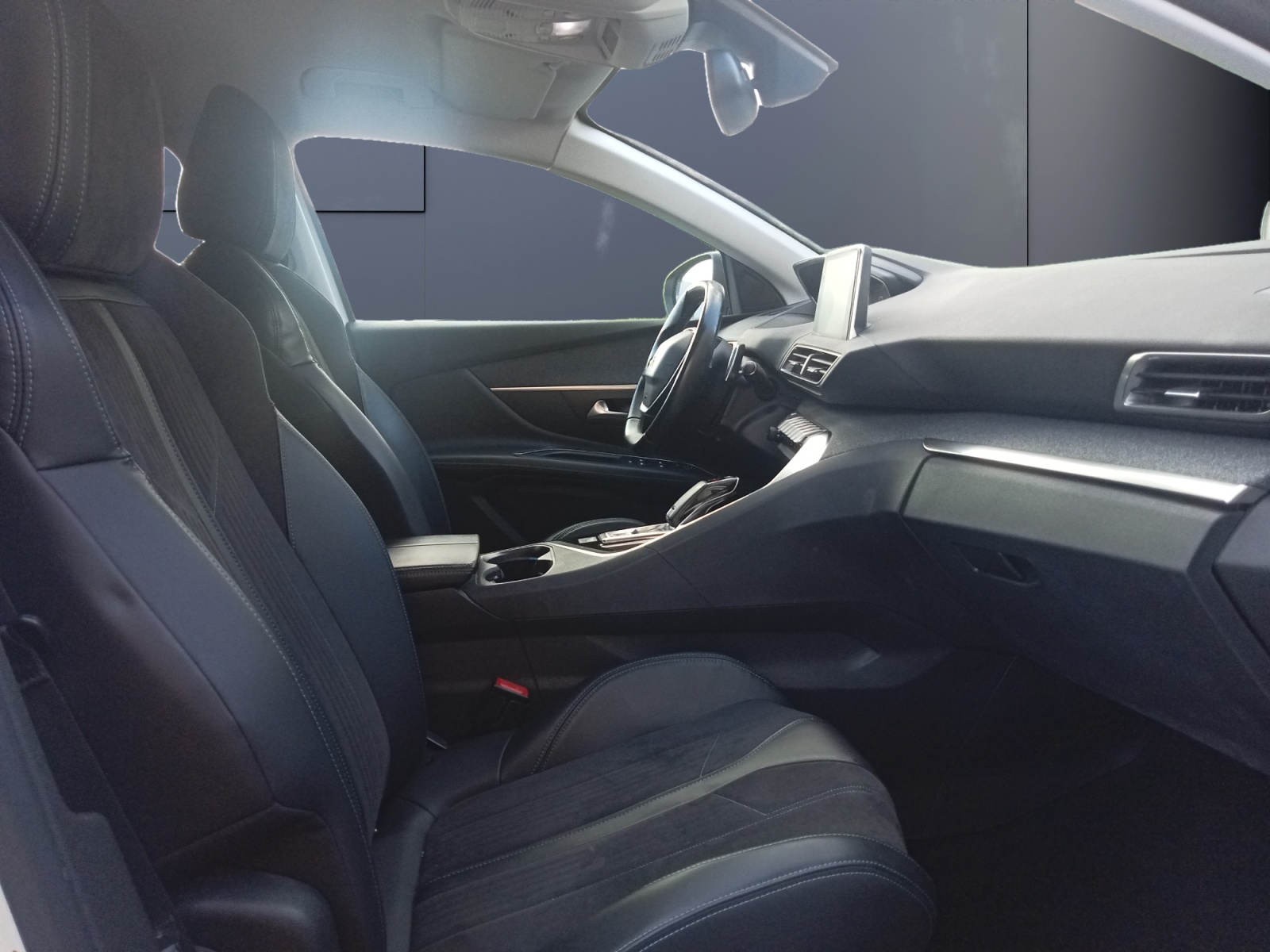 Peugeot 3008 13