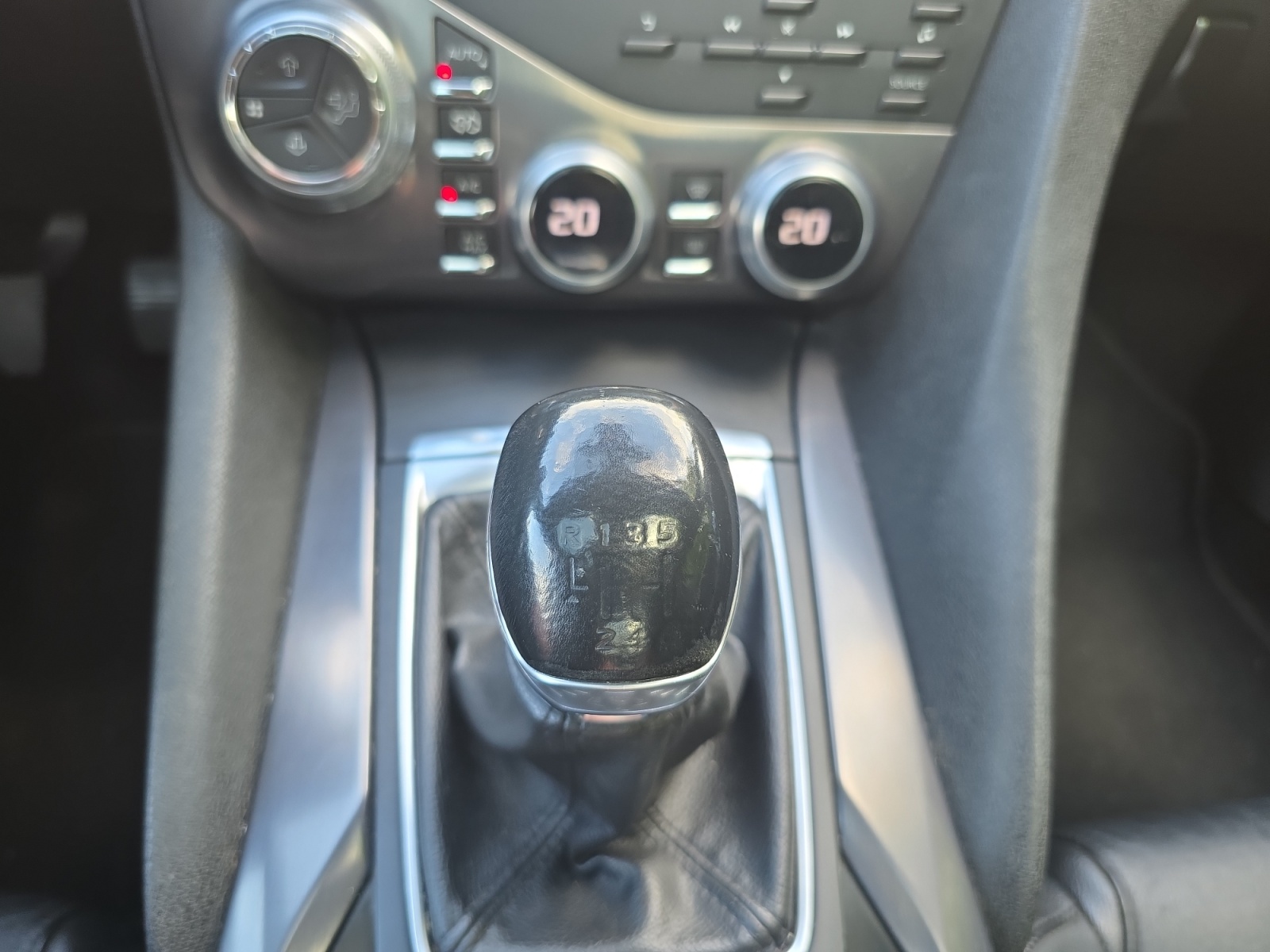 Ds Automobiles Ds 5 18