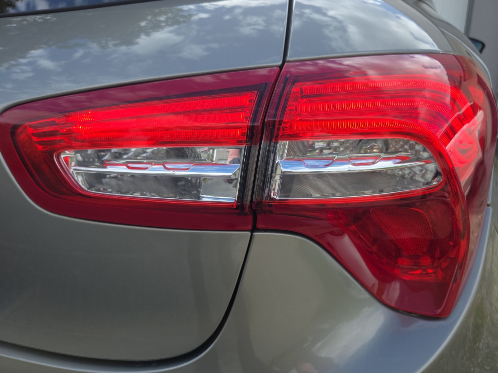 Ds Automobiles Ds 5 33