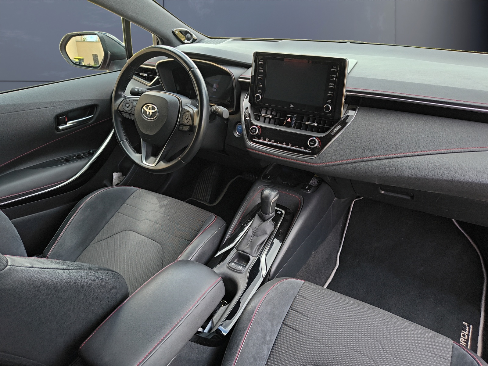 Toyota Corolla 12