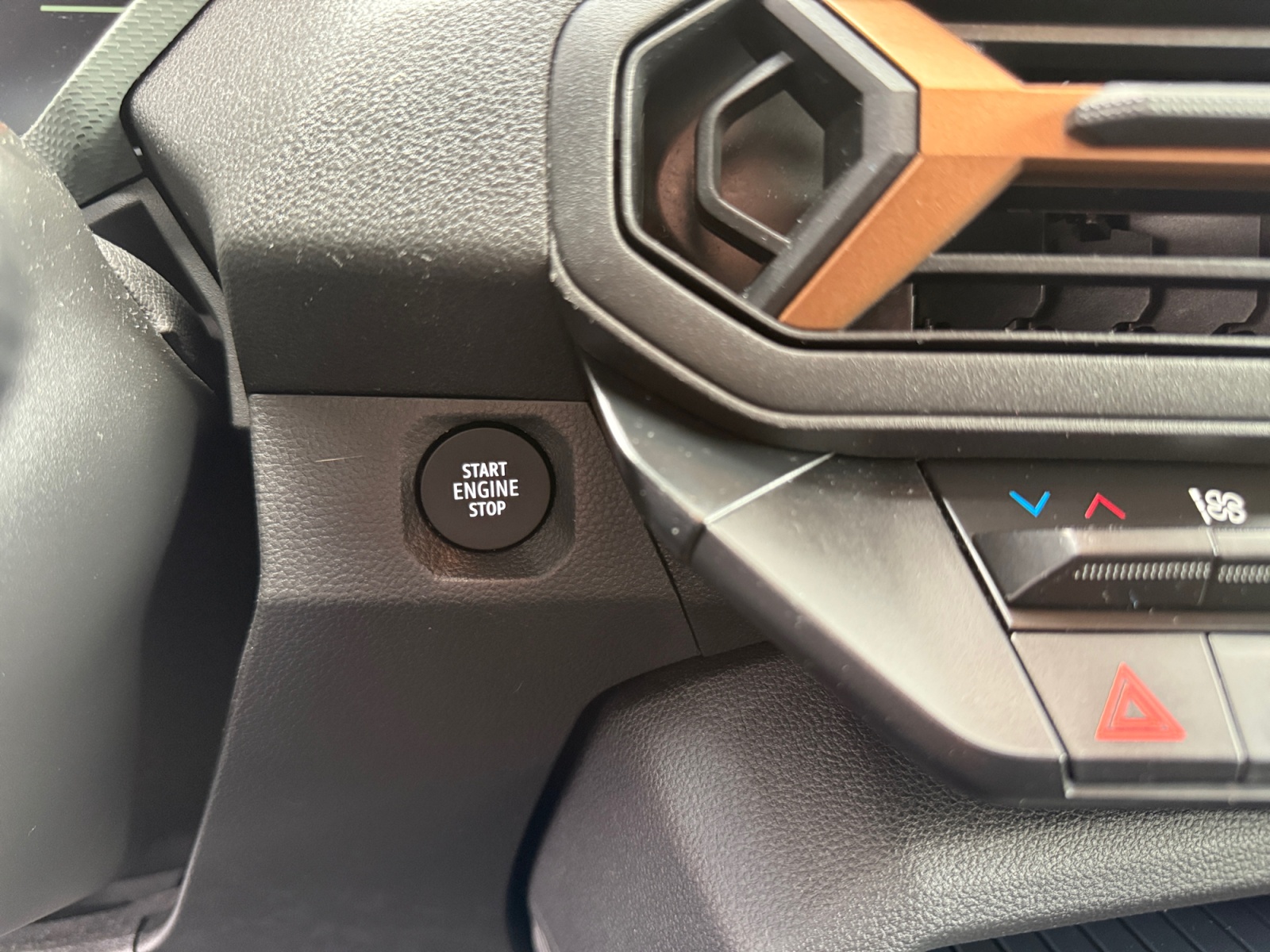 Dacia Duster 24