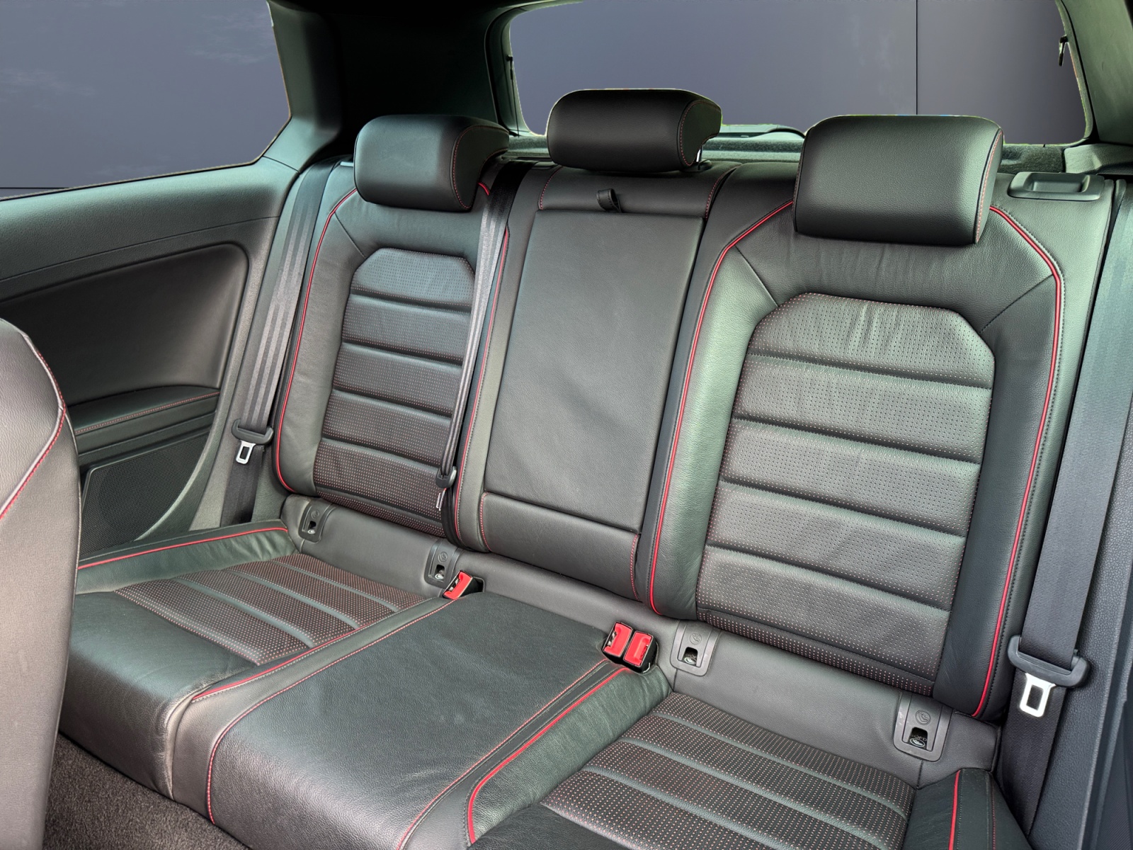 Volkswagen Golf 10