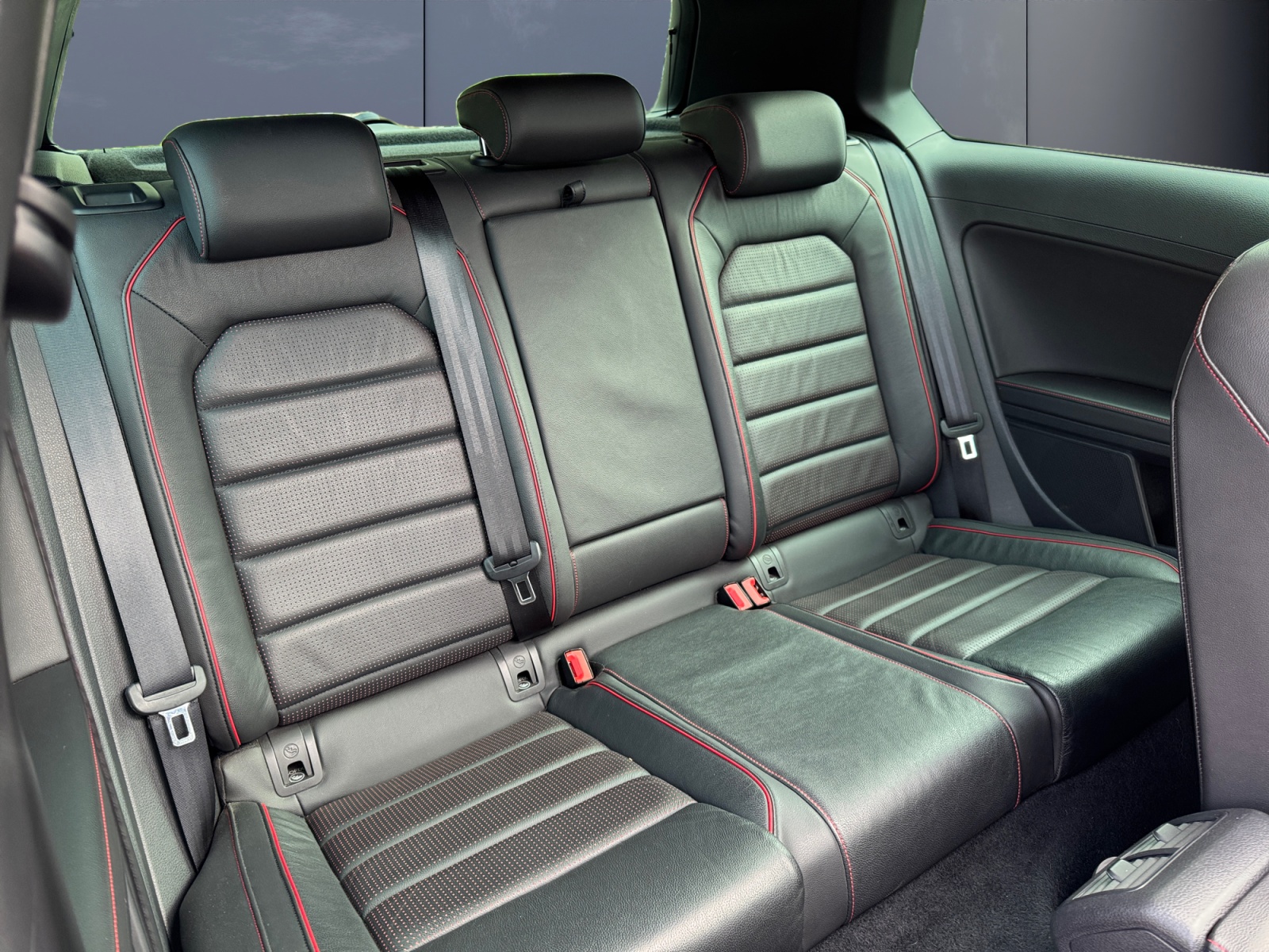 Volkswagen Golf 11