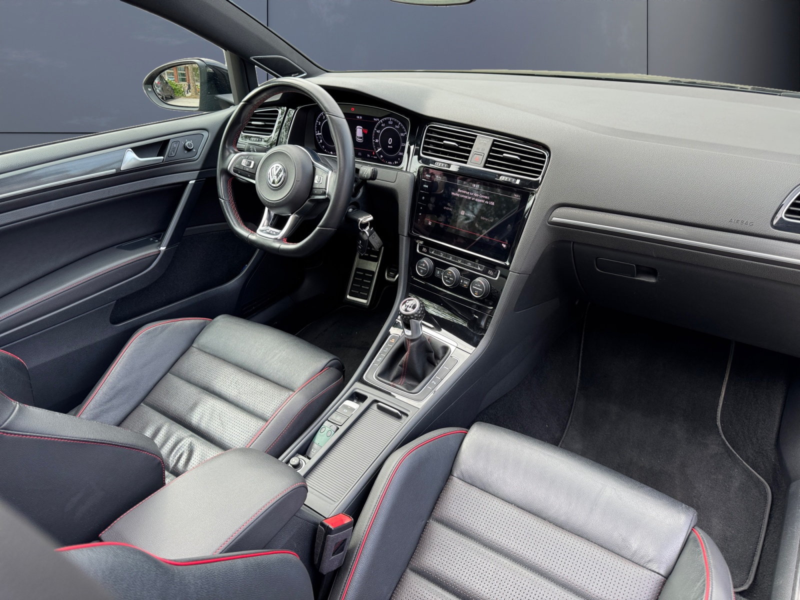 Volkswagen Golf 12