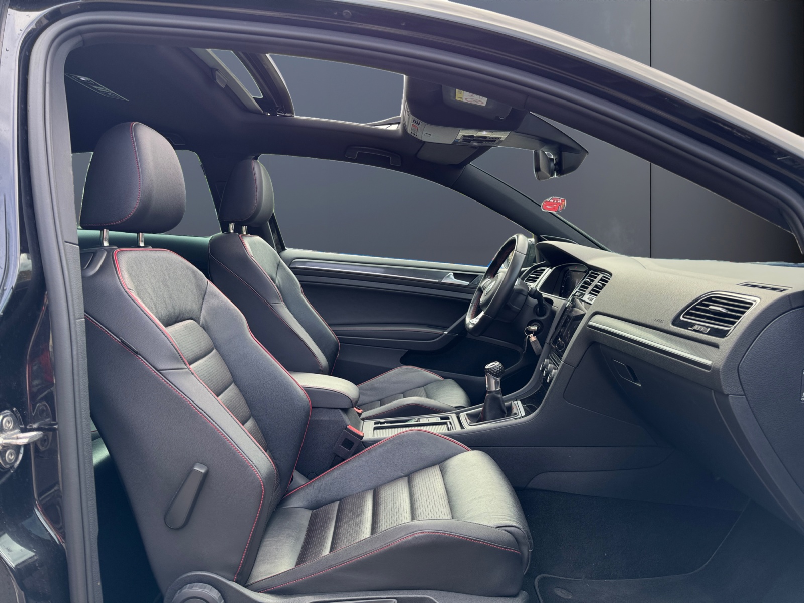 Volkswagen Golf 13