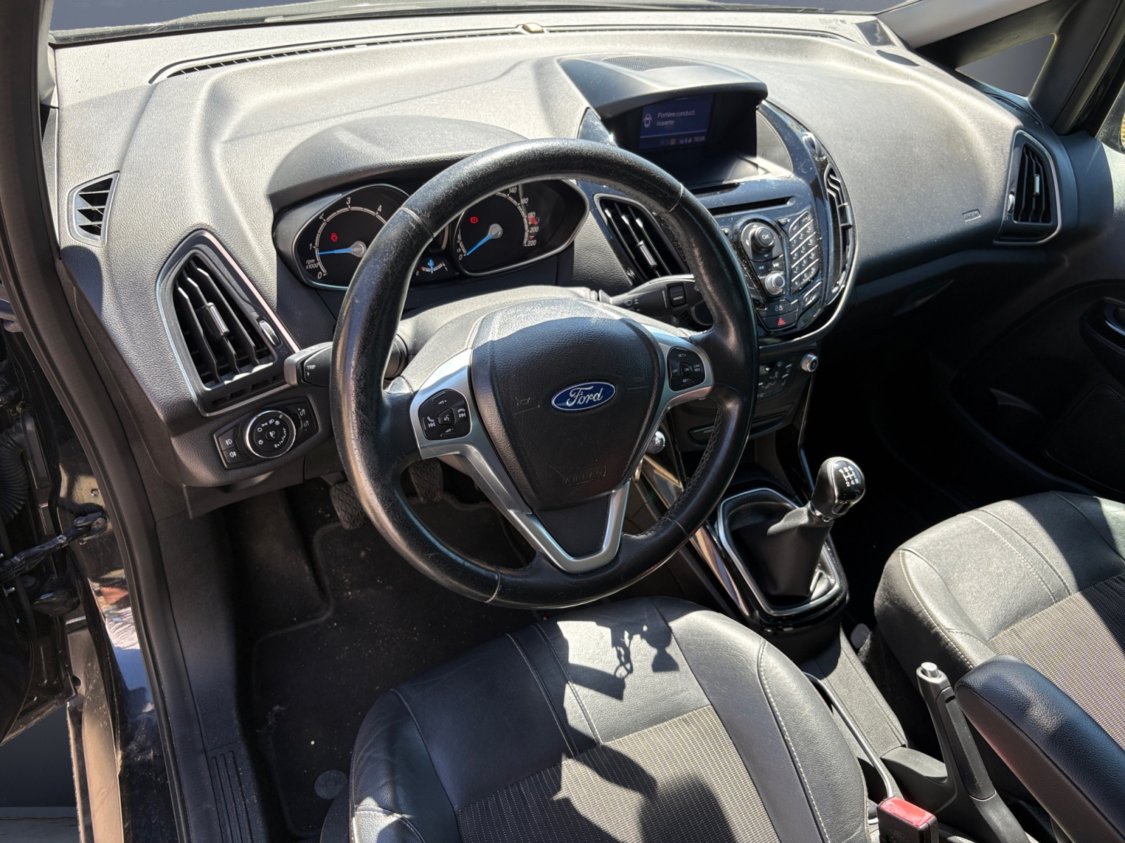 Ford B-Max 8